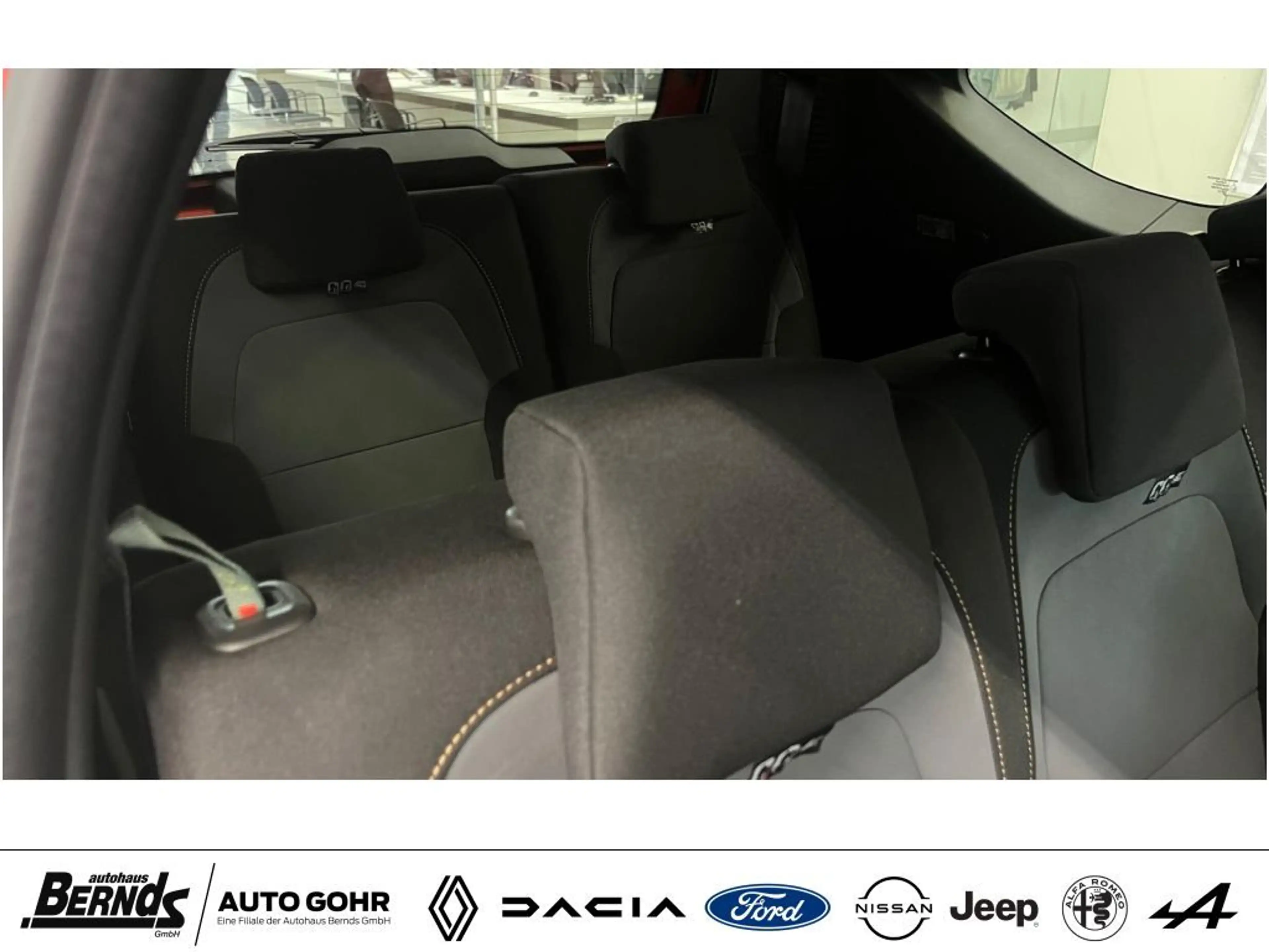 Dacia Jogger TCe 110 Extreme 7-SITZER NAVI PDC KLIMAAUTOMATIK — photo 5