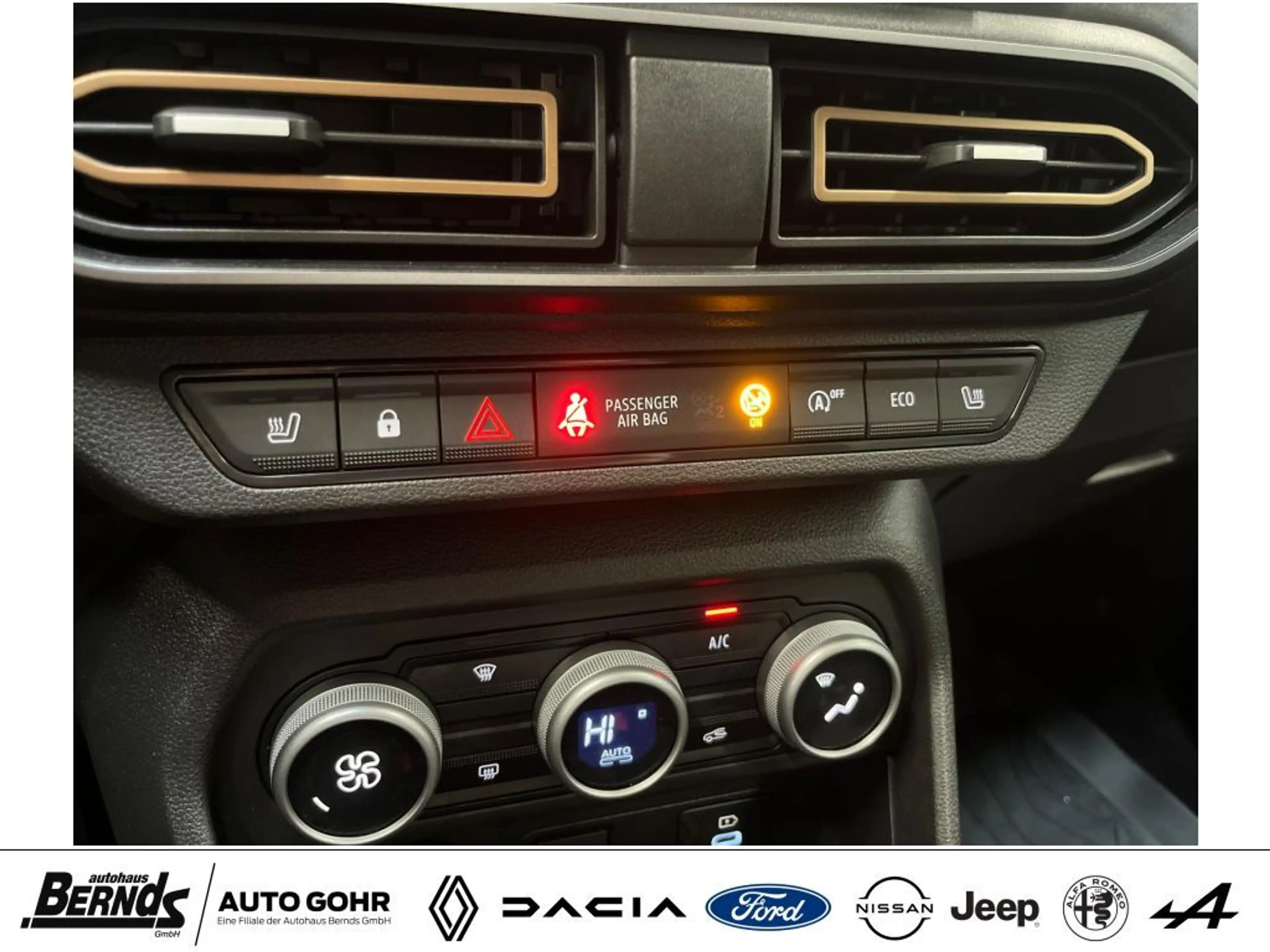 Dacia Jogger TCe 110 Extreme 7-SITZER NAVI PDC KLIMAAUTOMATIK — photo 23