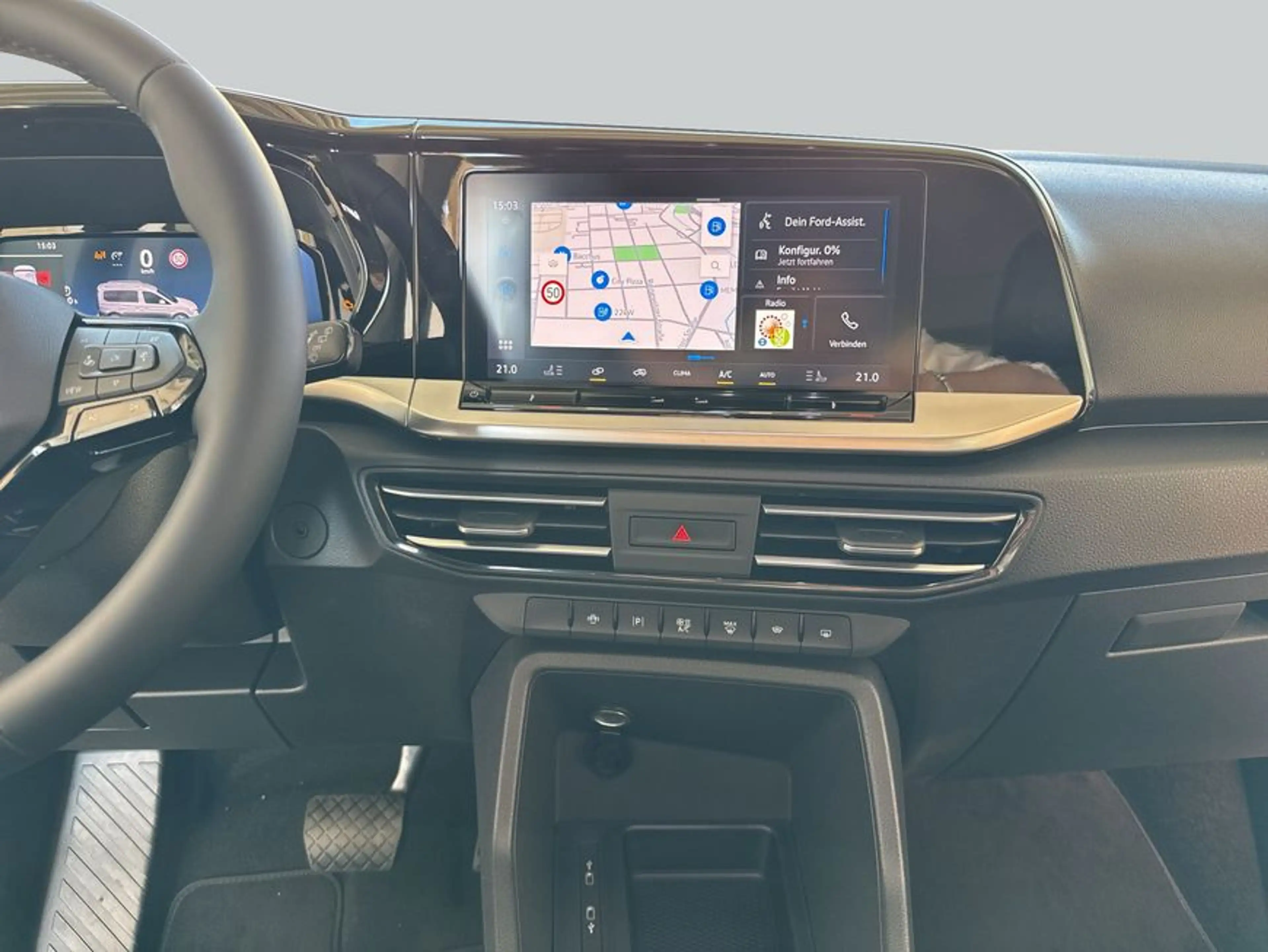 Ford Grand Tourneo Connect 2.0 Aut. TITANIUM LED GJR — photo 14
