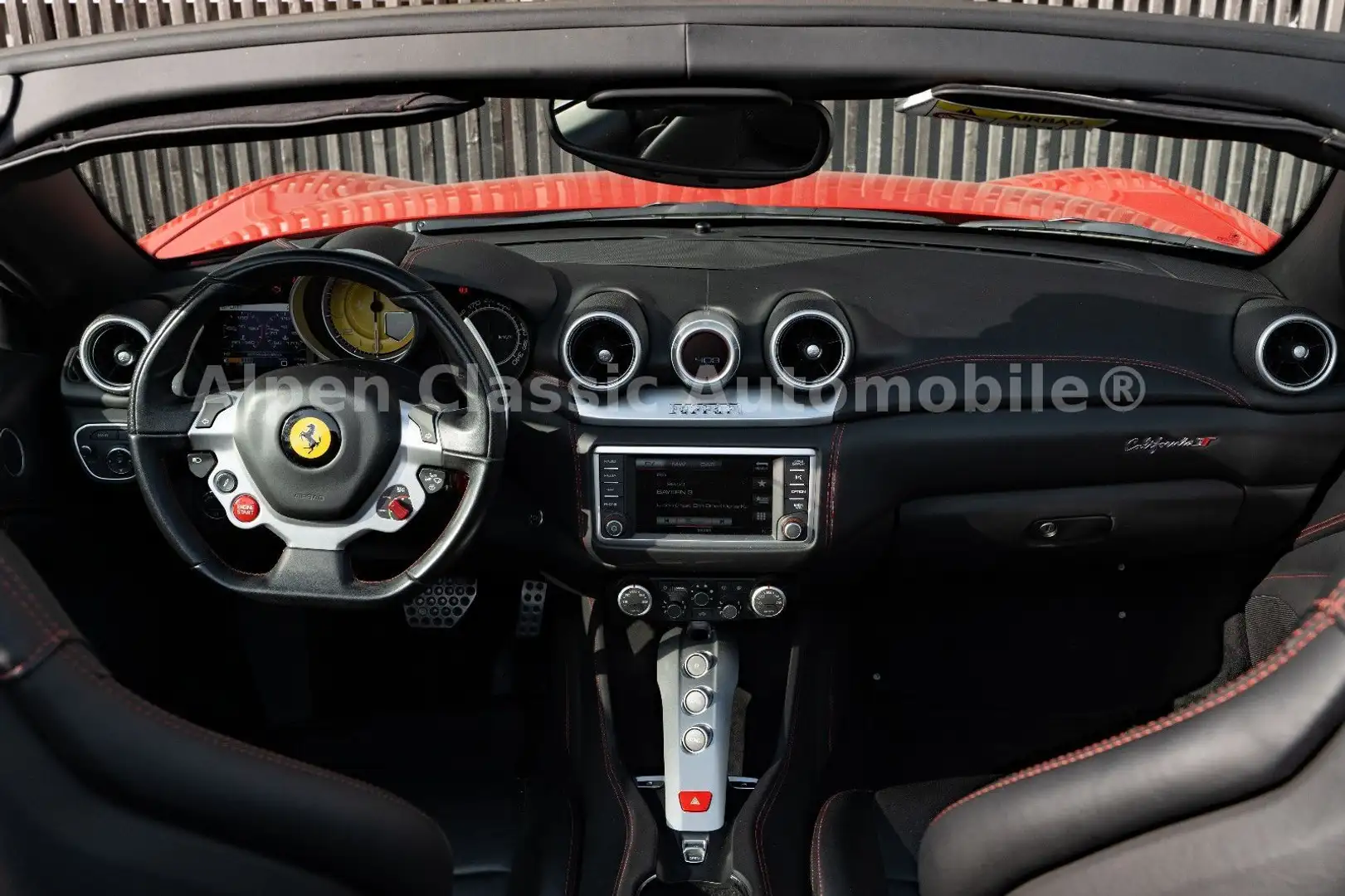 Ferrari California T CarPlay 20" Yellow Brakes 1 Hand Červená - 2