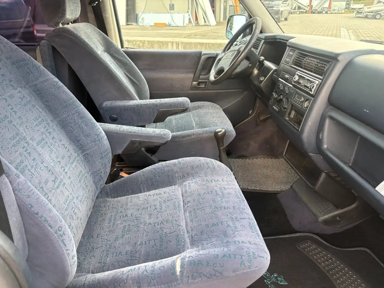 Volkswagen T4/MULTIVAN/CARAVELLE Transporter TDI 7DJ1Y2, foto 9