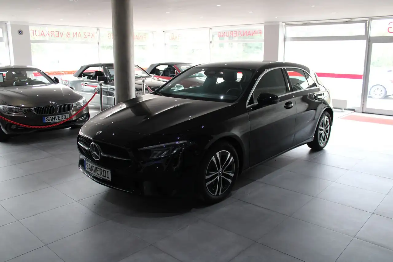 Mercedes-Benz A 200