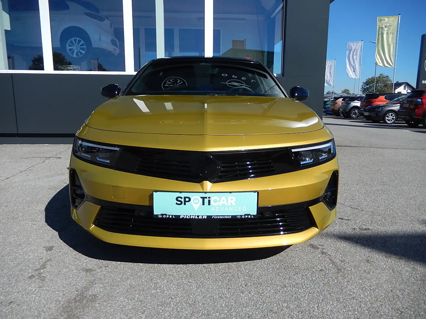 Opel Astra 1,6 Turbo PHEV Ultimate Paket Aut. Gelb - 2
