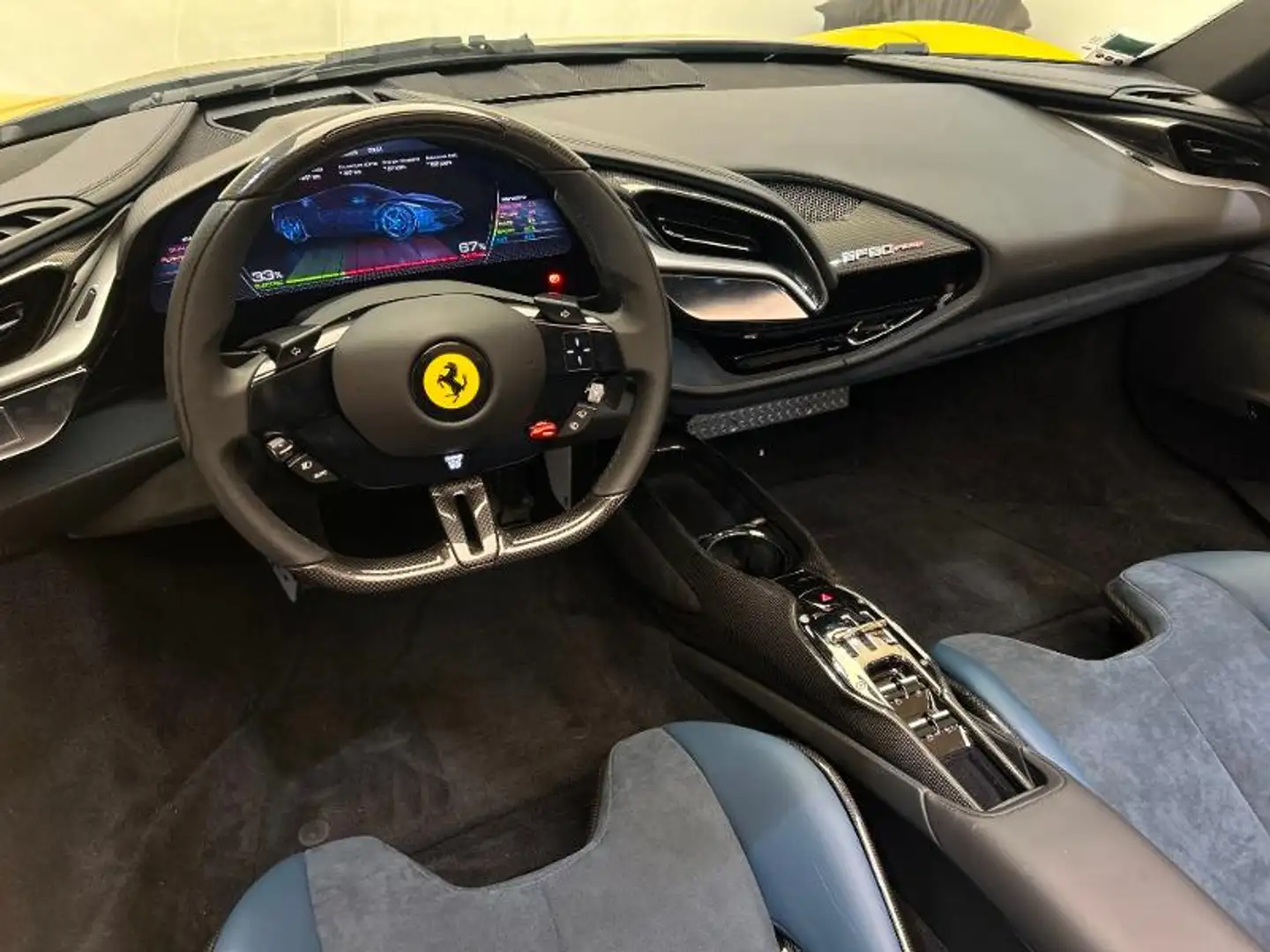 Ferrari SF90 Spider Spider Jaune - 2