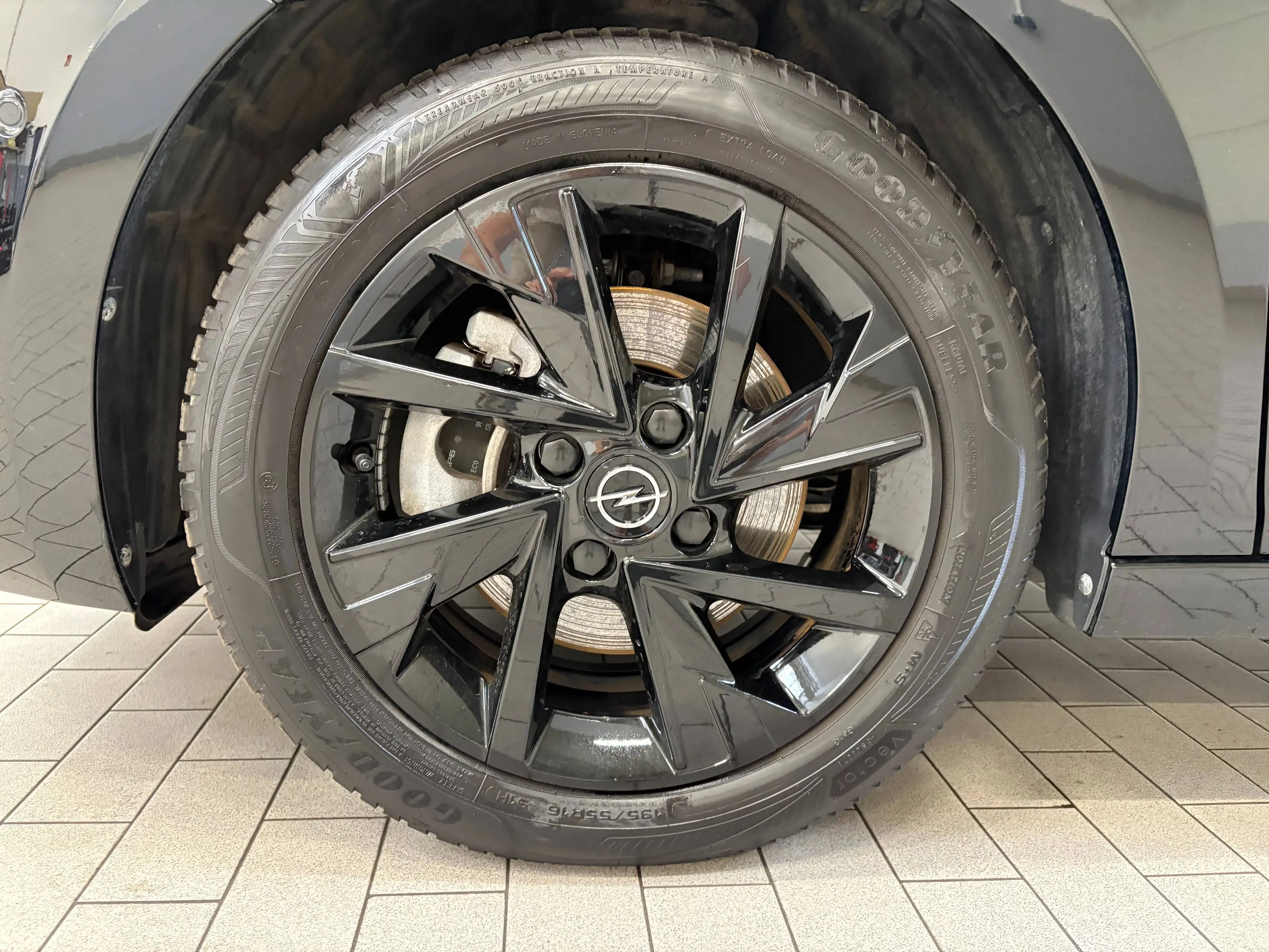 Opel Corsa GS-Line 48V AT*KAMERA*LED*ACC*NAVI* — photo 10