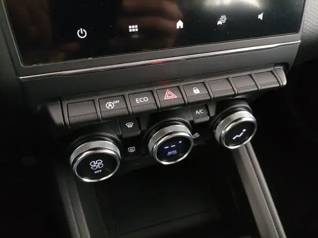 Renault Clio view 15