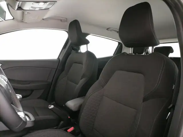 Renault Clio view 12