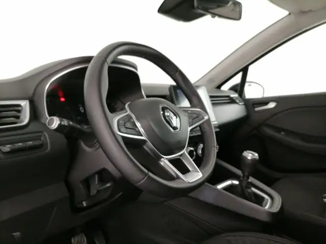 Renault Clio view 11