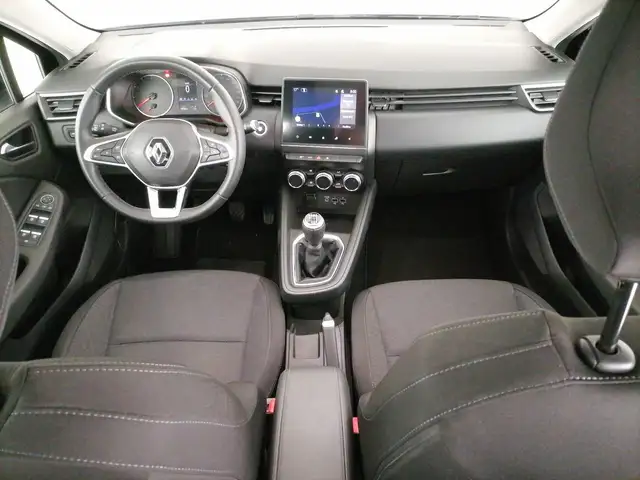 Renault Clio view 9