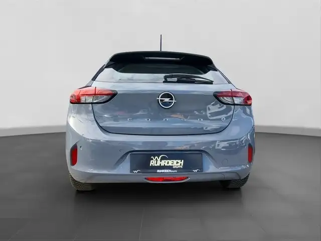 Opel Corsa-E view 4