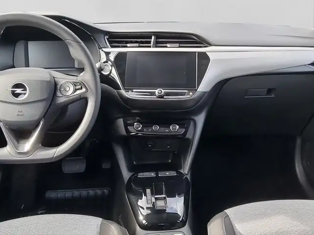 Opel Corsa-E view 11