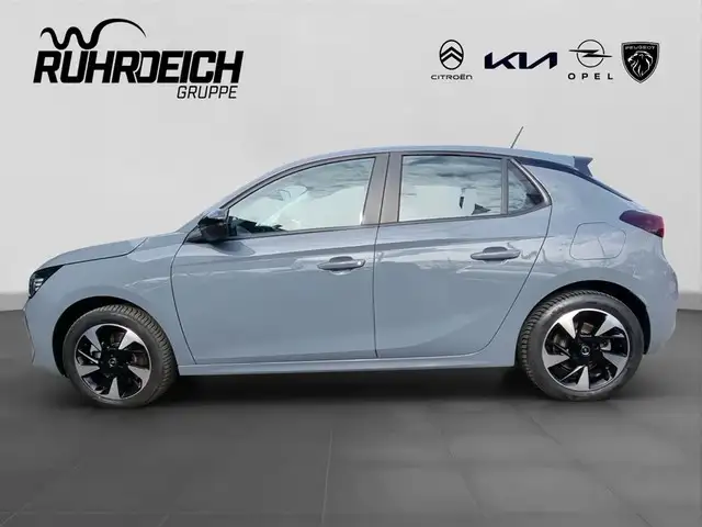 Opel Corsa-E view 2