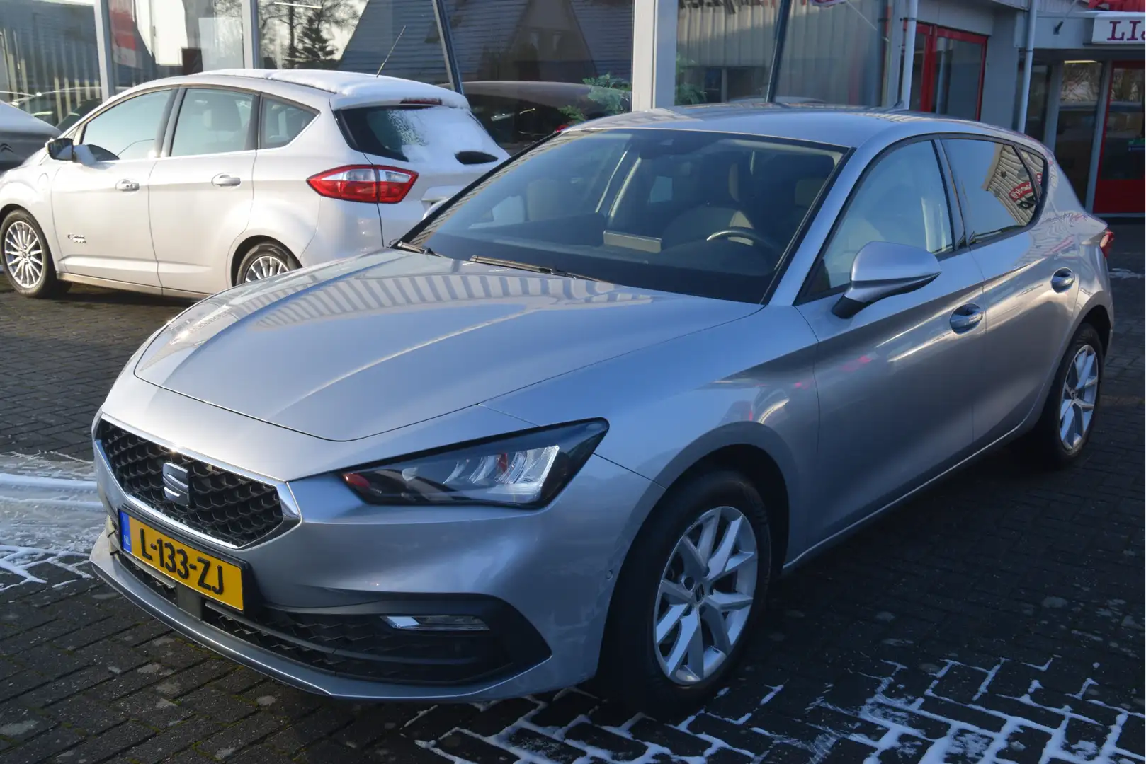 SEAT Leon 1.0 TSI Style Business Intense Carplay | LED | DAB Grau - 2