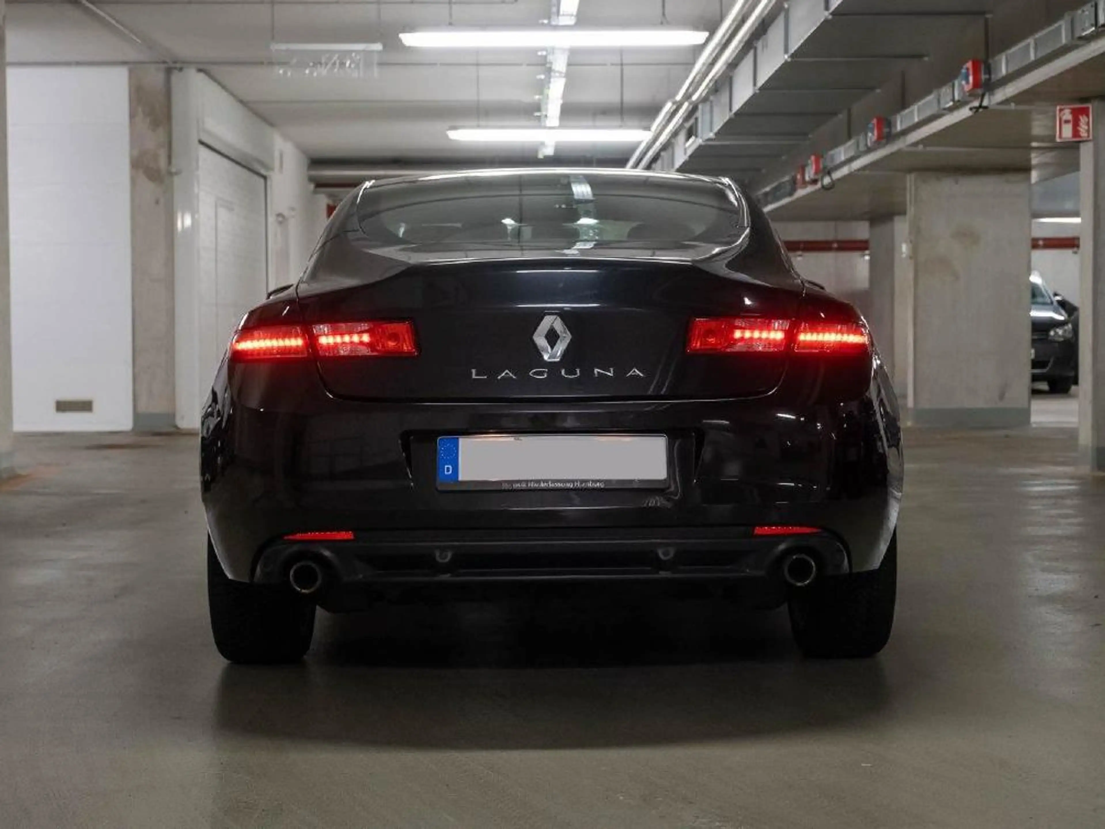 Renault Laguna Coupé V6 dci — photo 3