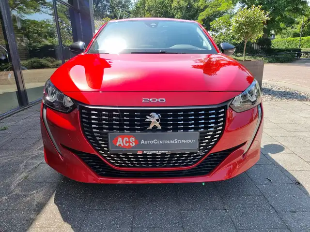 Peugeot 208 view 6