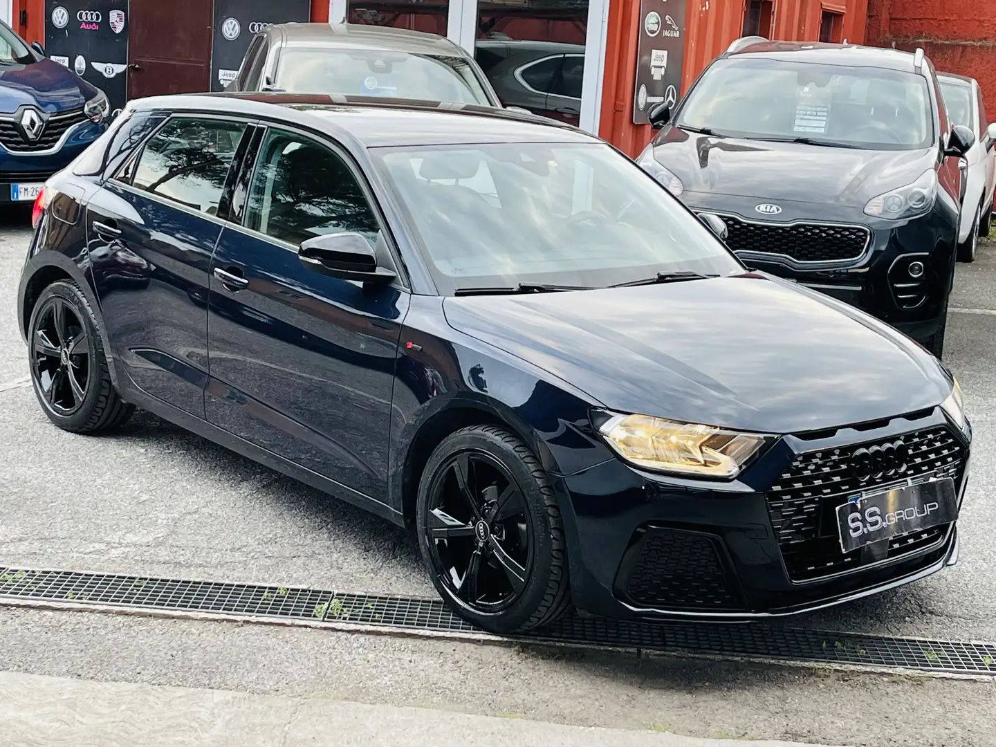 Audi A1 S.B.25 1.0 tfsi S Line Edition s-tronic-unipro-rat - 1