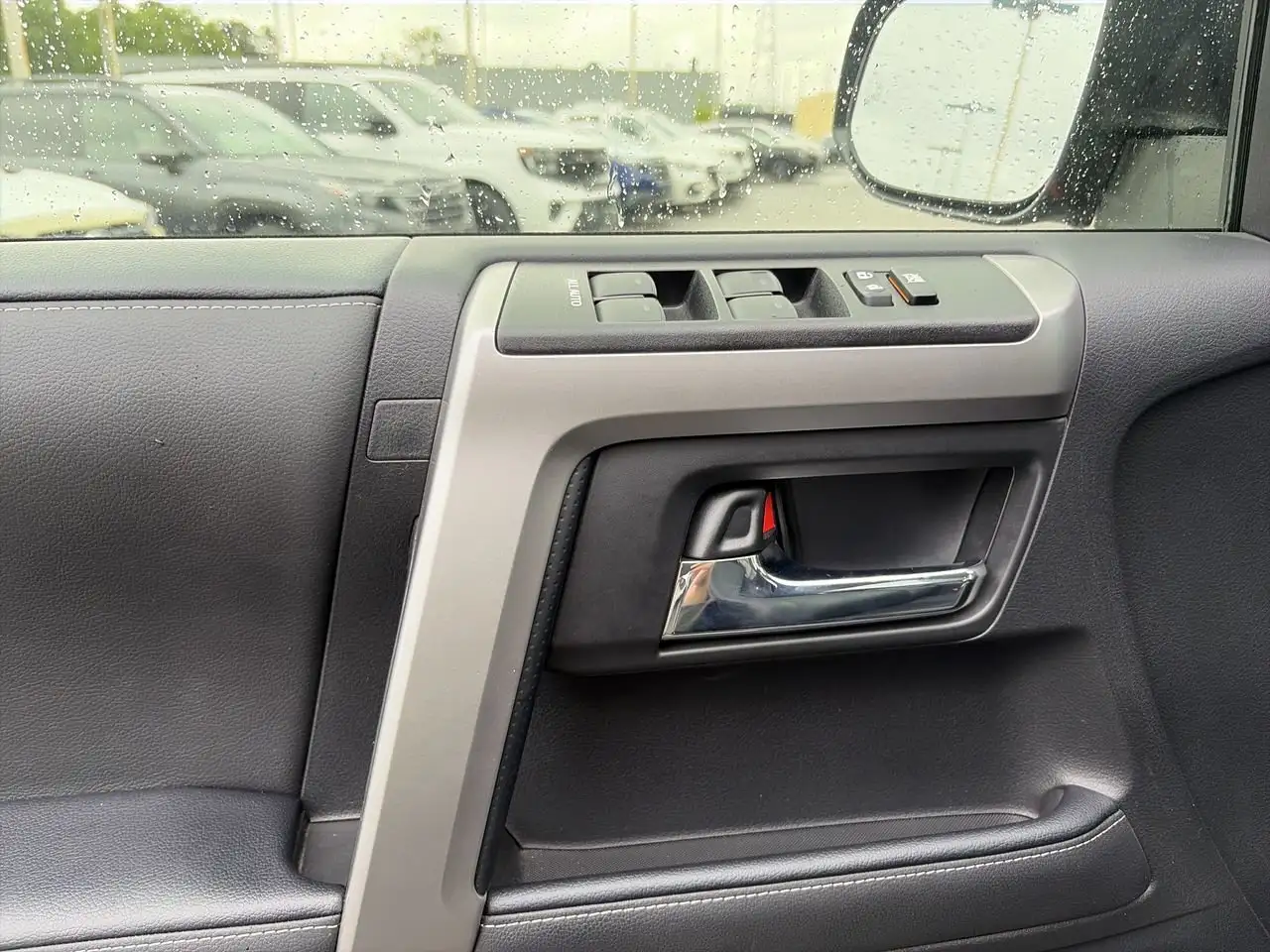 Toyota 4-Runner снимка Toyota 4-Runner