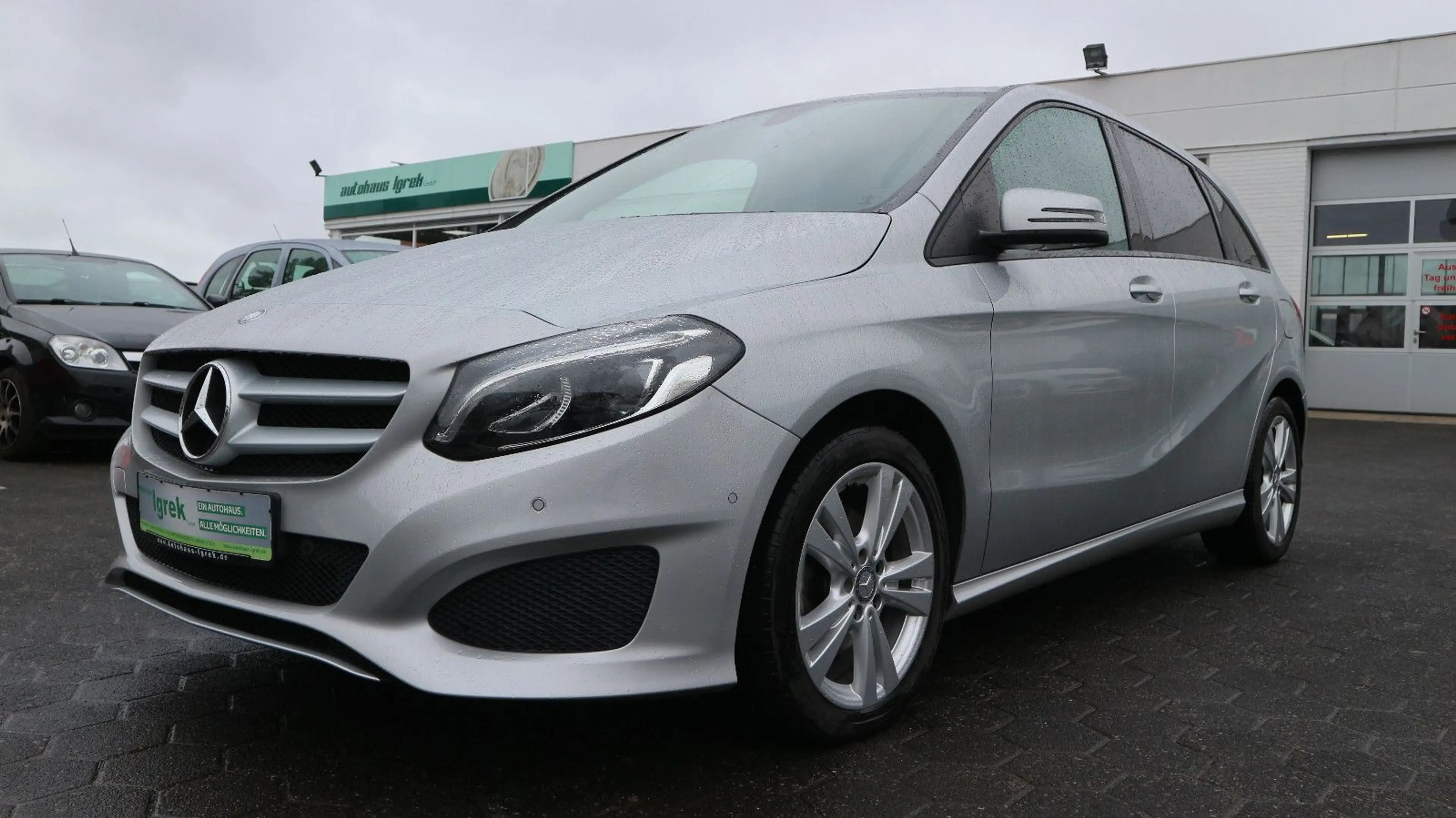 Mercedes-Benz B 220 CDI / d Navi/PDC+Kamera/AHK./Automatik.