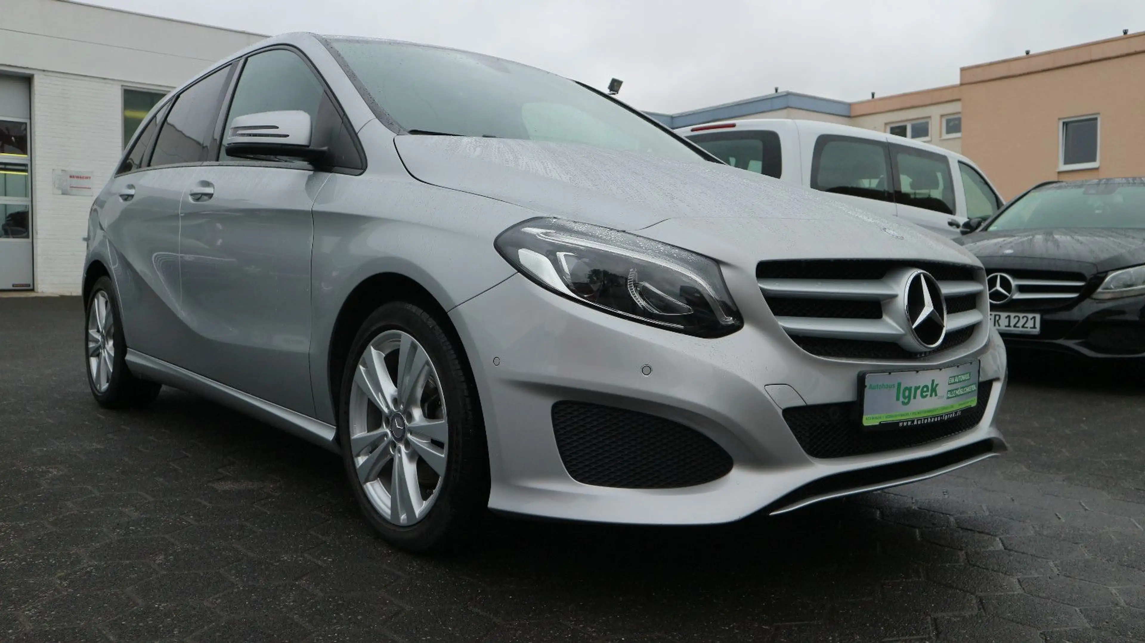 Mercedes-Benz B 220 CDI / d Navi/PDC+Kamera/AHK./Automatik. — photo 5