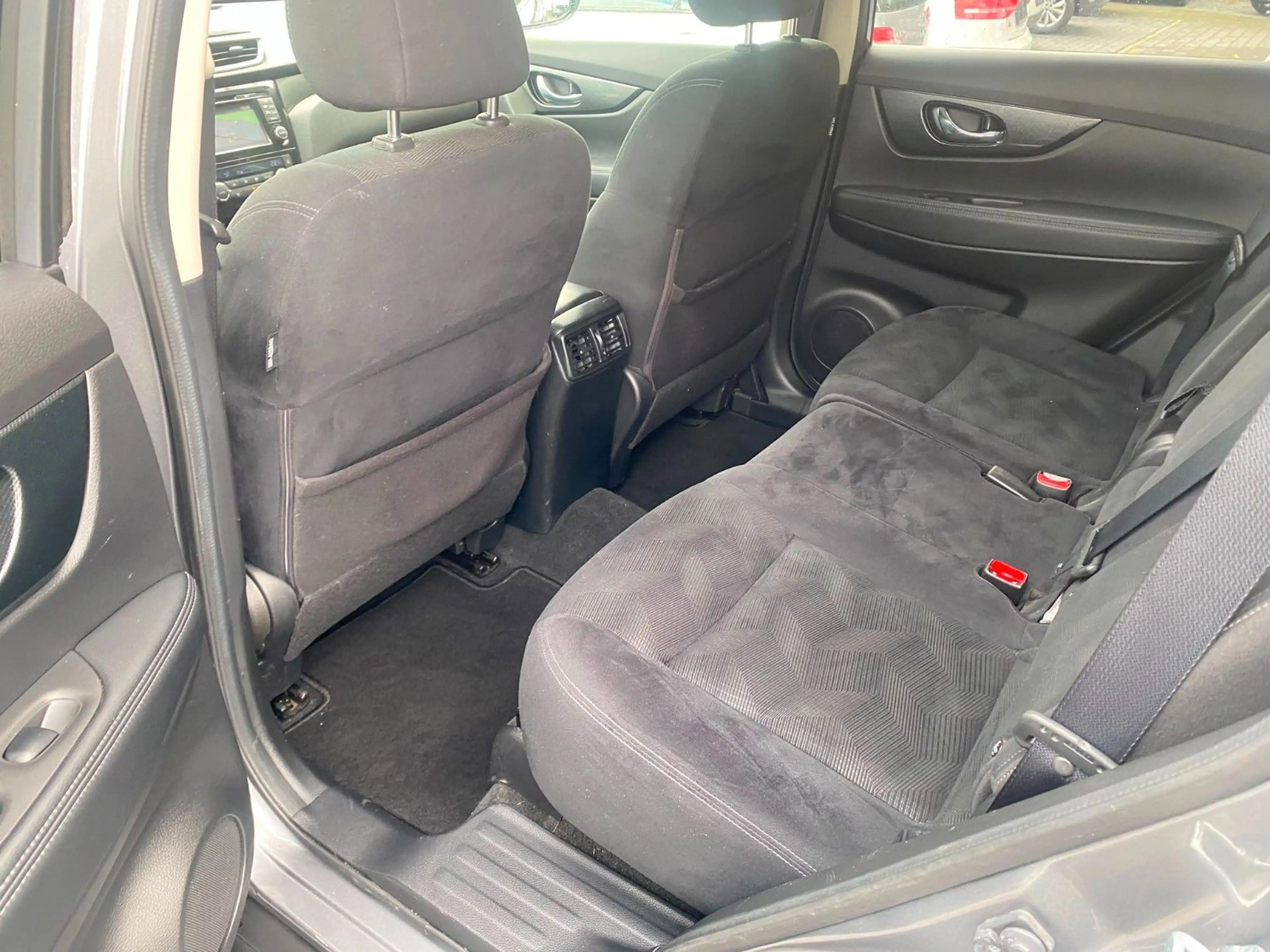 Nissan X-Trail Acenta 4x4 aus 2.Hand 360° AHK Sitzhzg. — photo 15