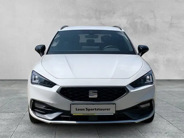 Seat Leon view 8