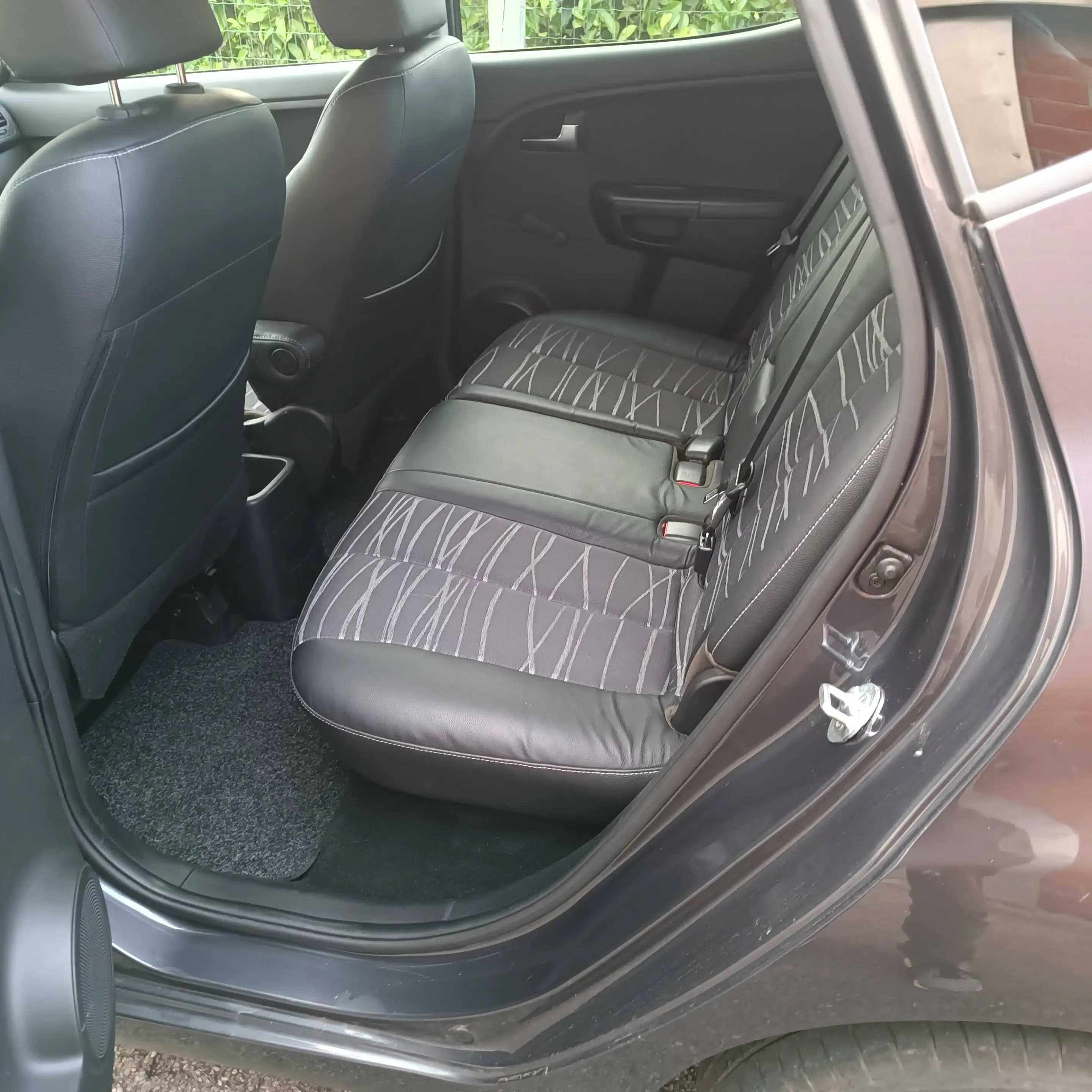 Kia Venga Venga 1.4i Lounge — photo 7