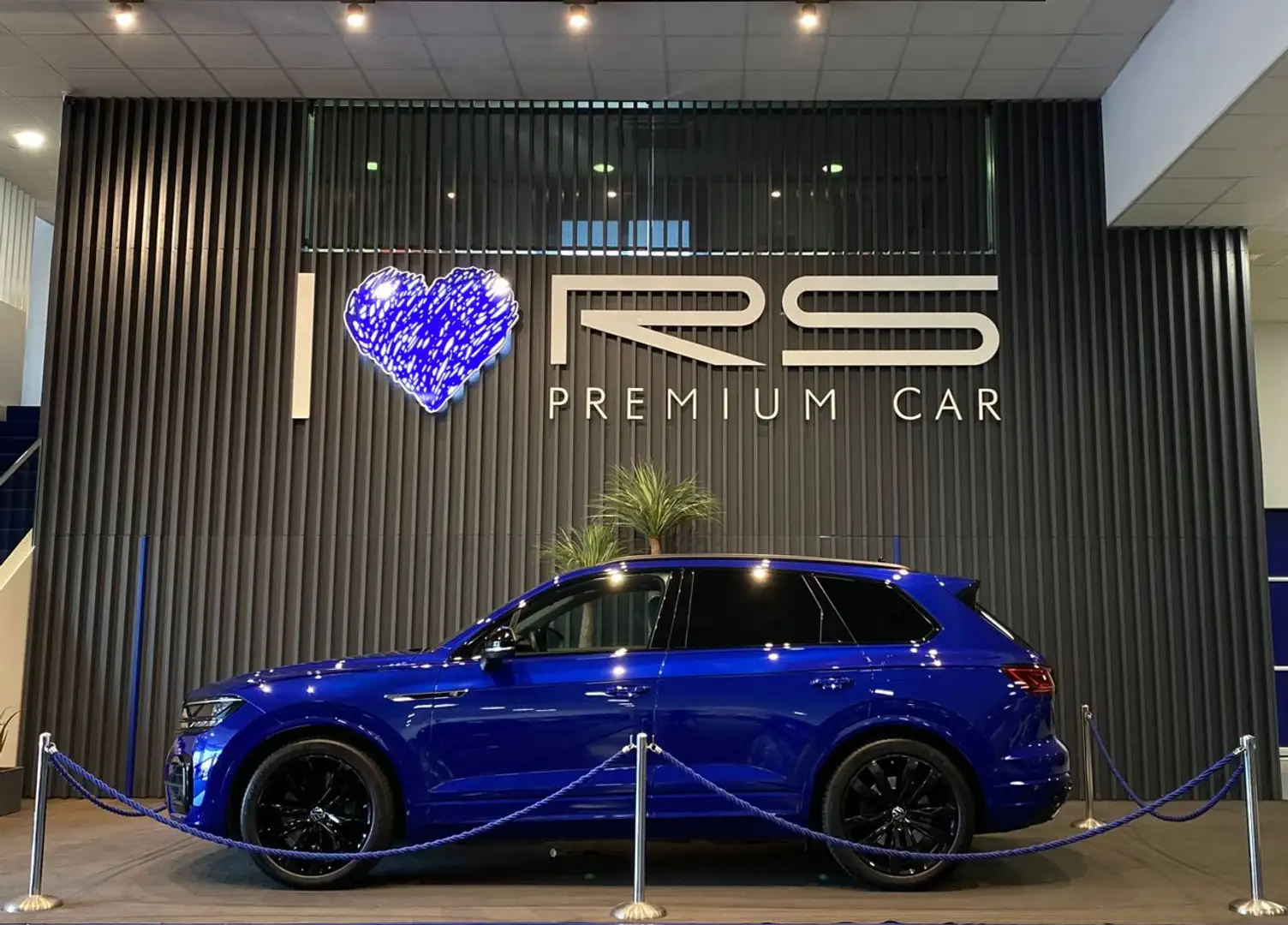Volkswagen Touareg R eHybrid 4Motion Azul - 1