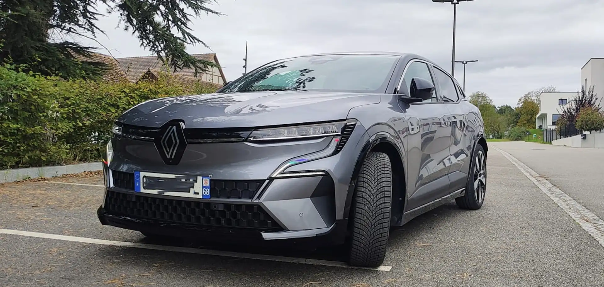 Renault Megane E-Tech Techno super charge Grau - 1