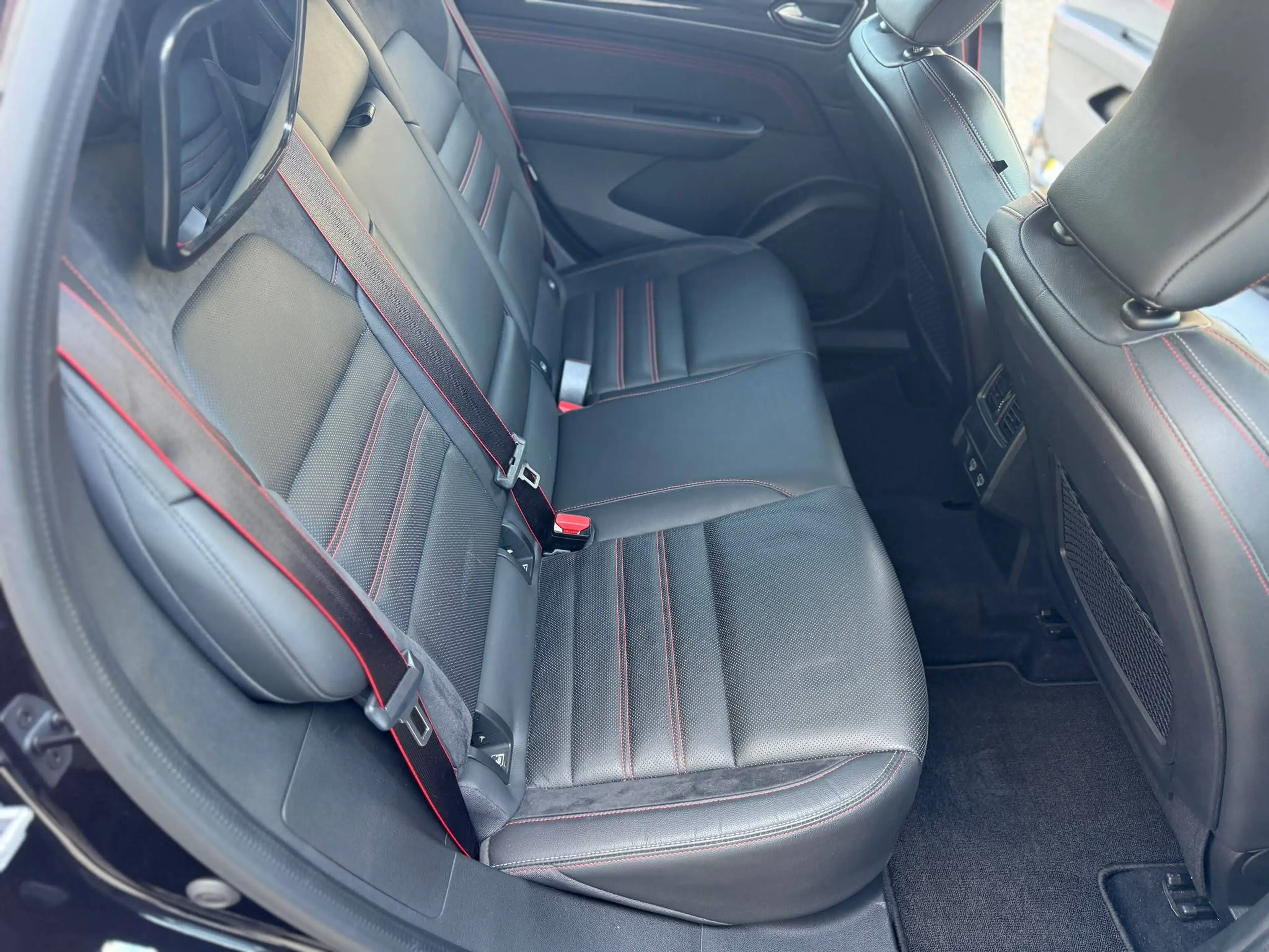 Renault Arkana R.S. Line — photo 15