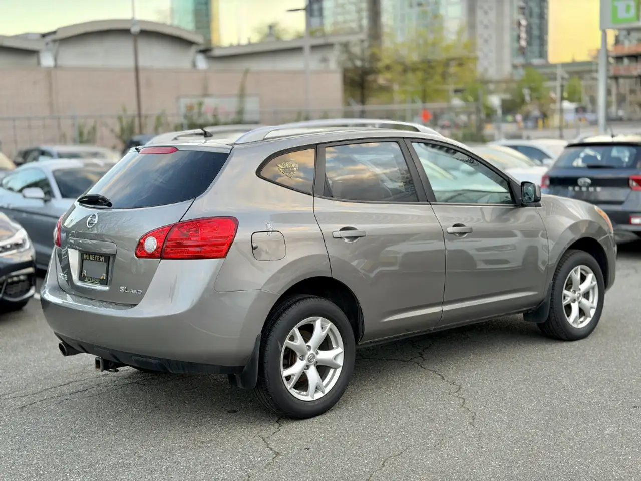 Nissan Rogue снимка Nissan Rogue