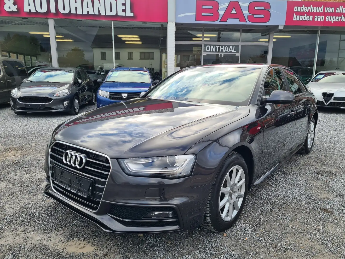 Audi A4 2.0 TDi S line Multitronic☆1jOMNIUMGARANTIE☆NAVI☆ Grijs - 1