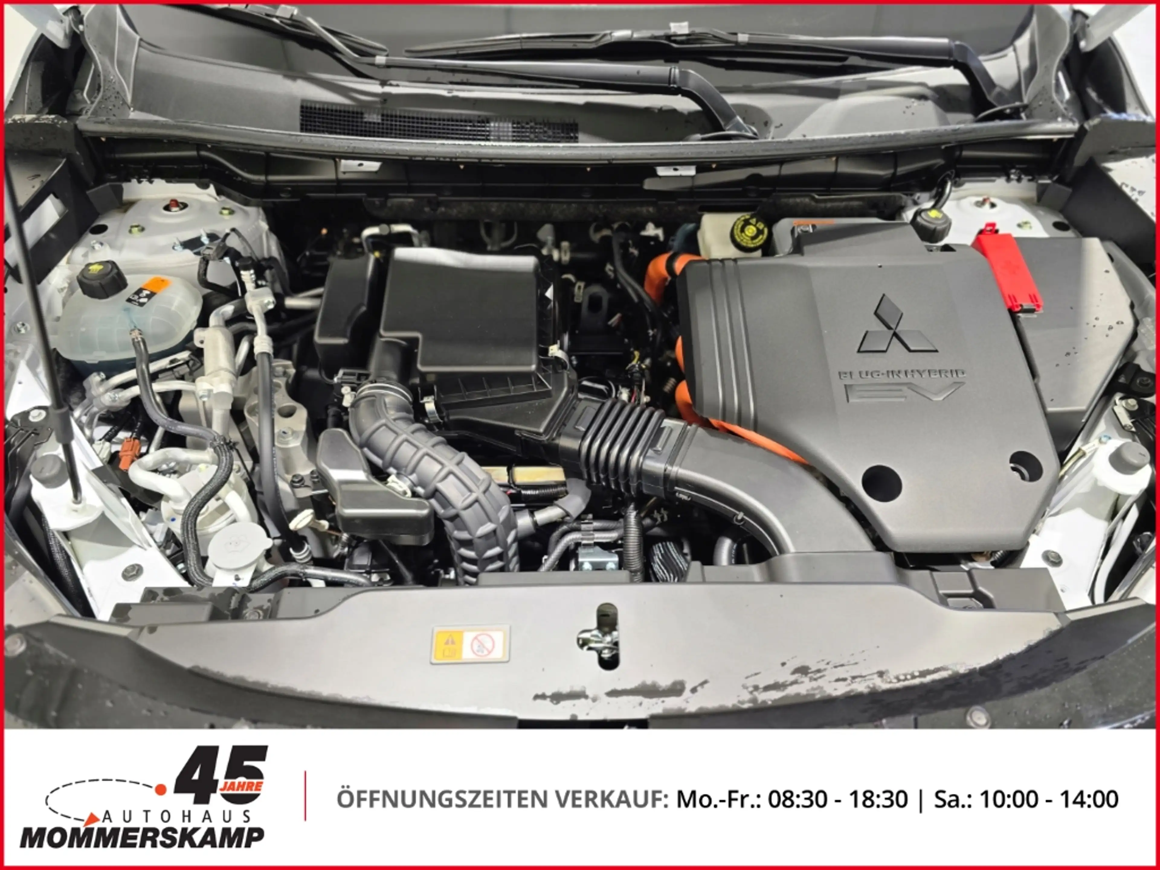 Mitsubishi Outlander 2,4 TOP BLACK+Luxury-Paket+Sitzhzg v&h+E-Sitze+Kli — photo 11