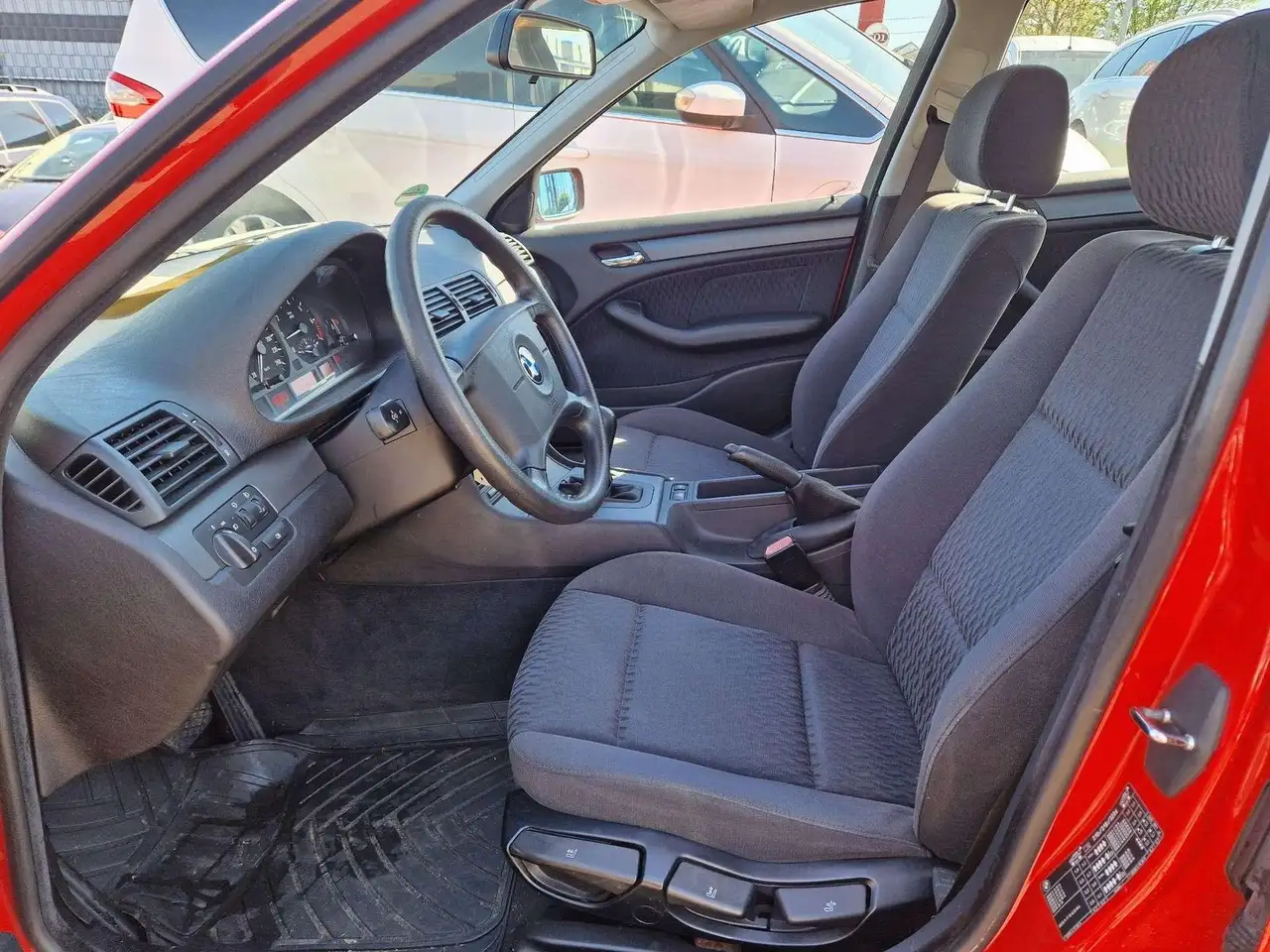 BMW 316i Automatik, foto 9