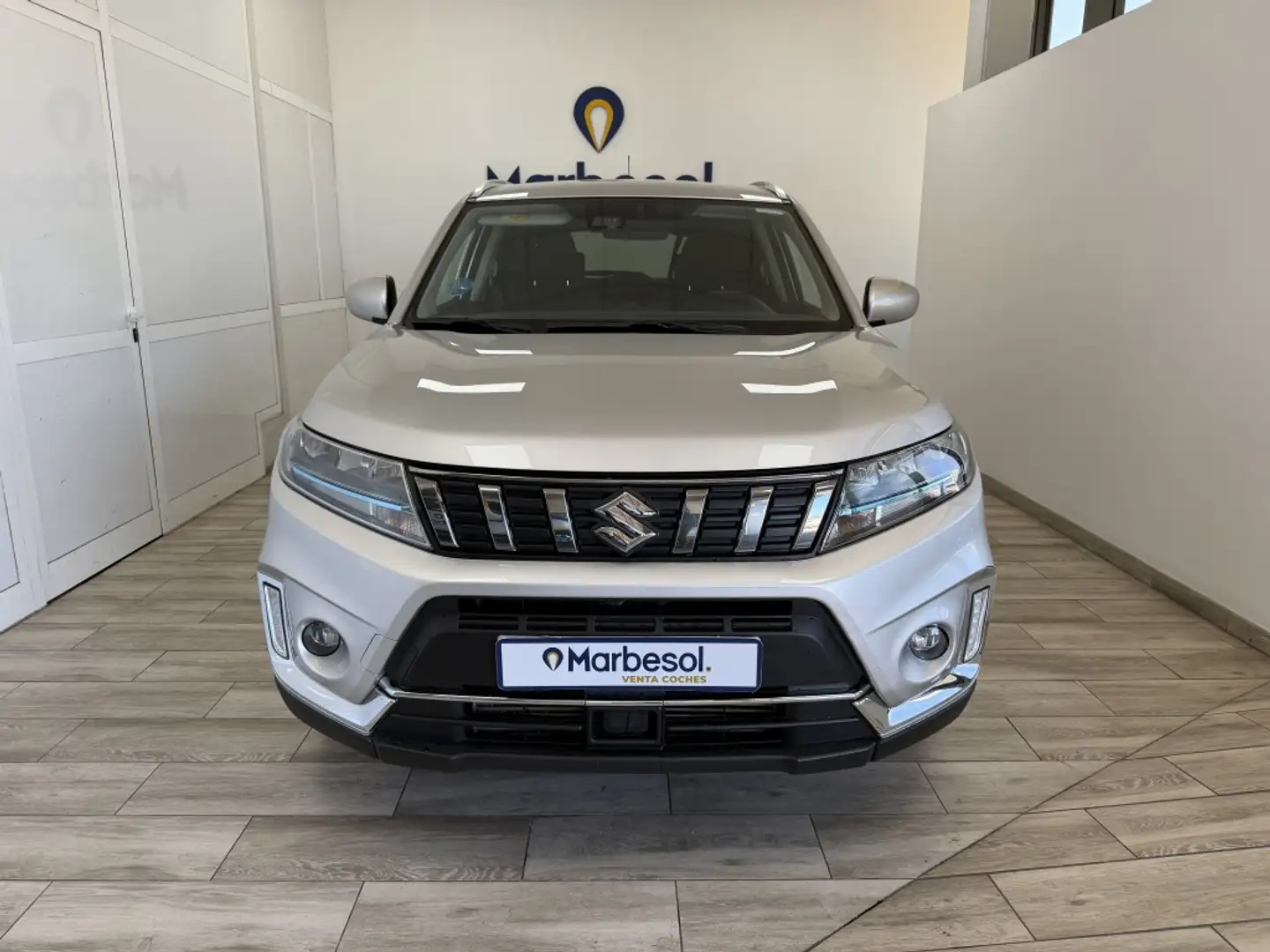 Suzuki Vitara 1.4T GLE 4WD Mild Hybrid Plateado - 1