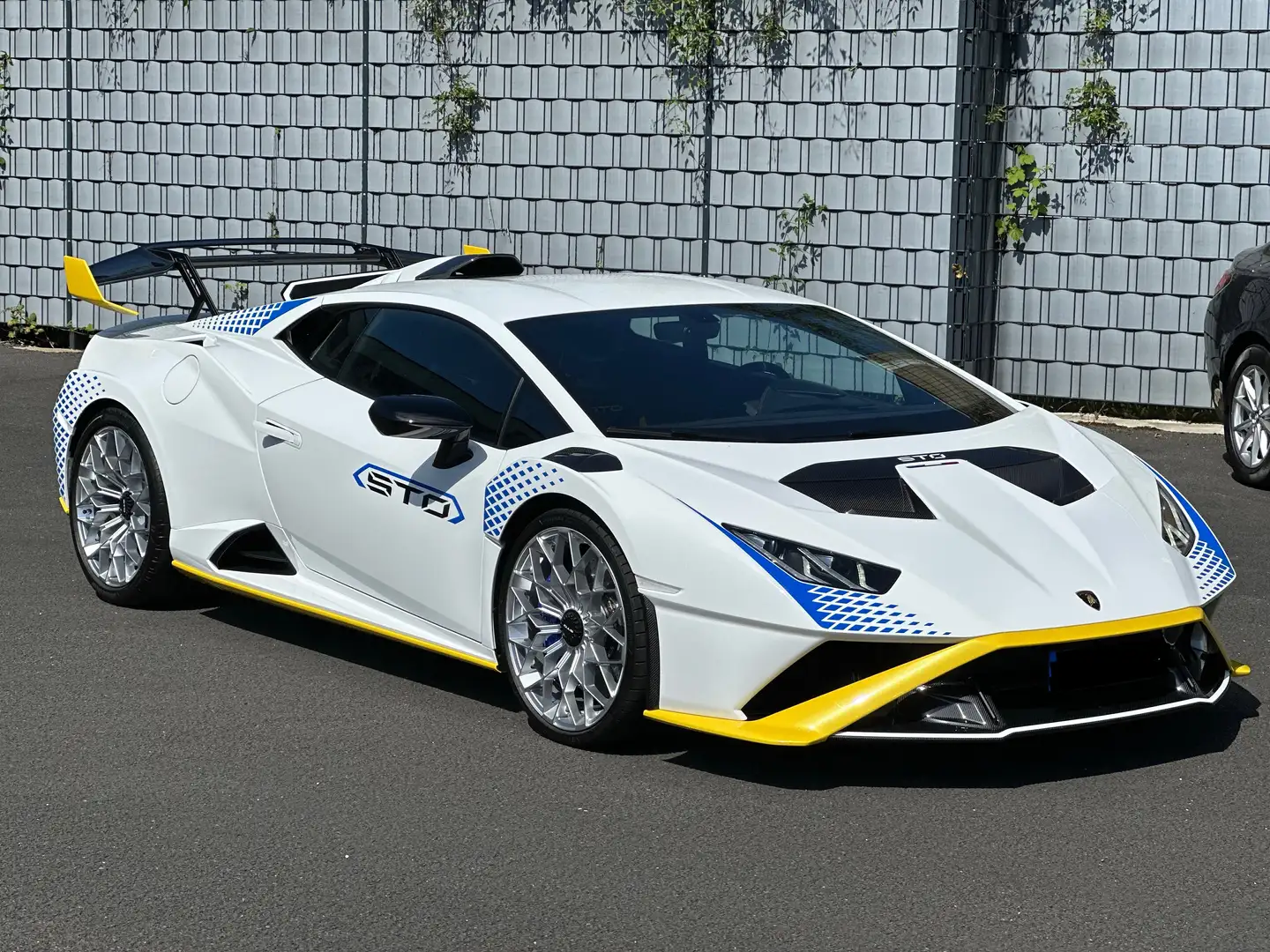 Lamborghini Huracán Huracan STO FULL CARBON LIFTING CARBON TWILL PACK Alb - 1