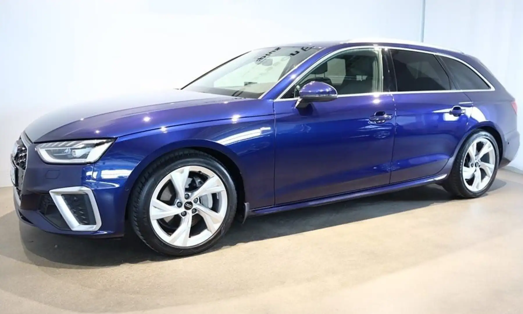 Audi A4 40 TFSI quattro S line Matrix-LED, STH, AHV Blau - 1