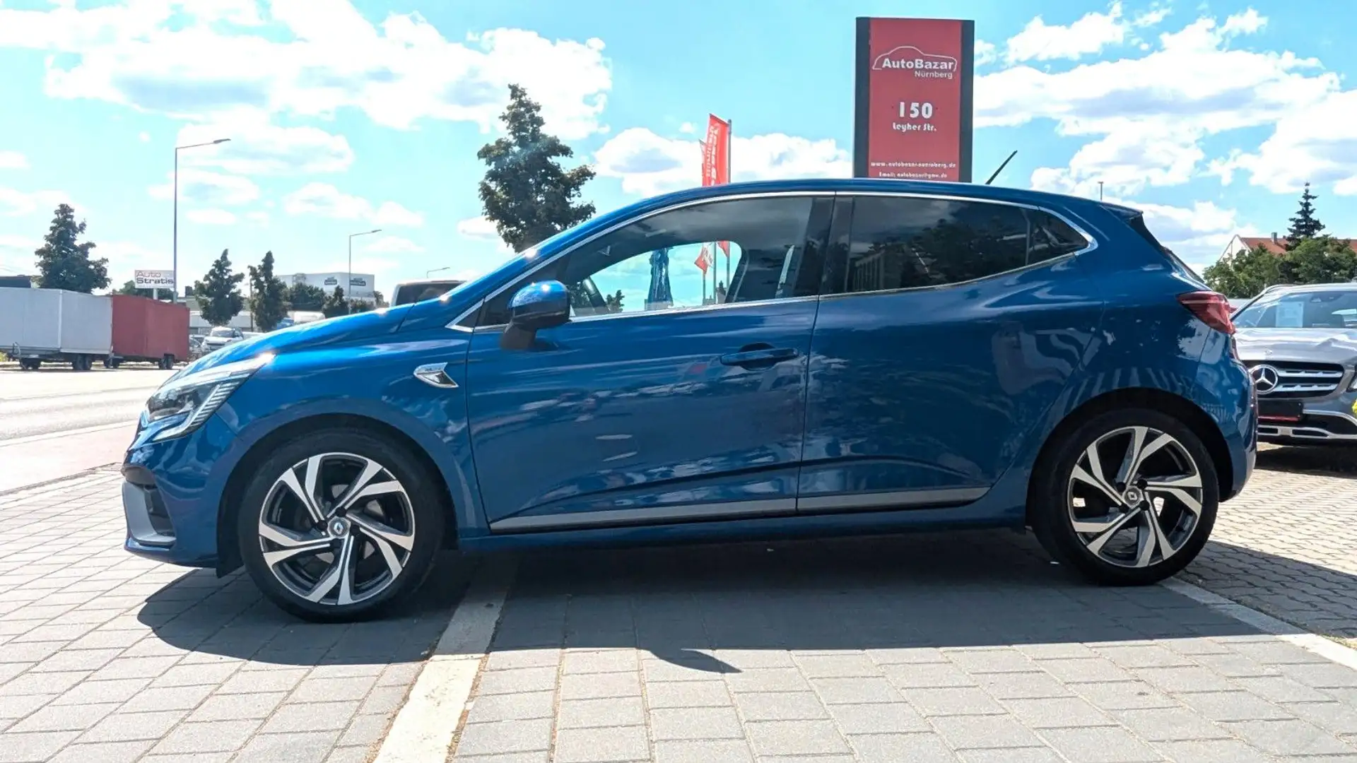 Renault Clio V Intens RS Line / Navi / 17 Zoll Bleu - 2