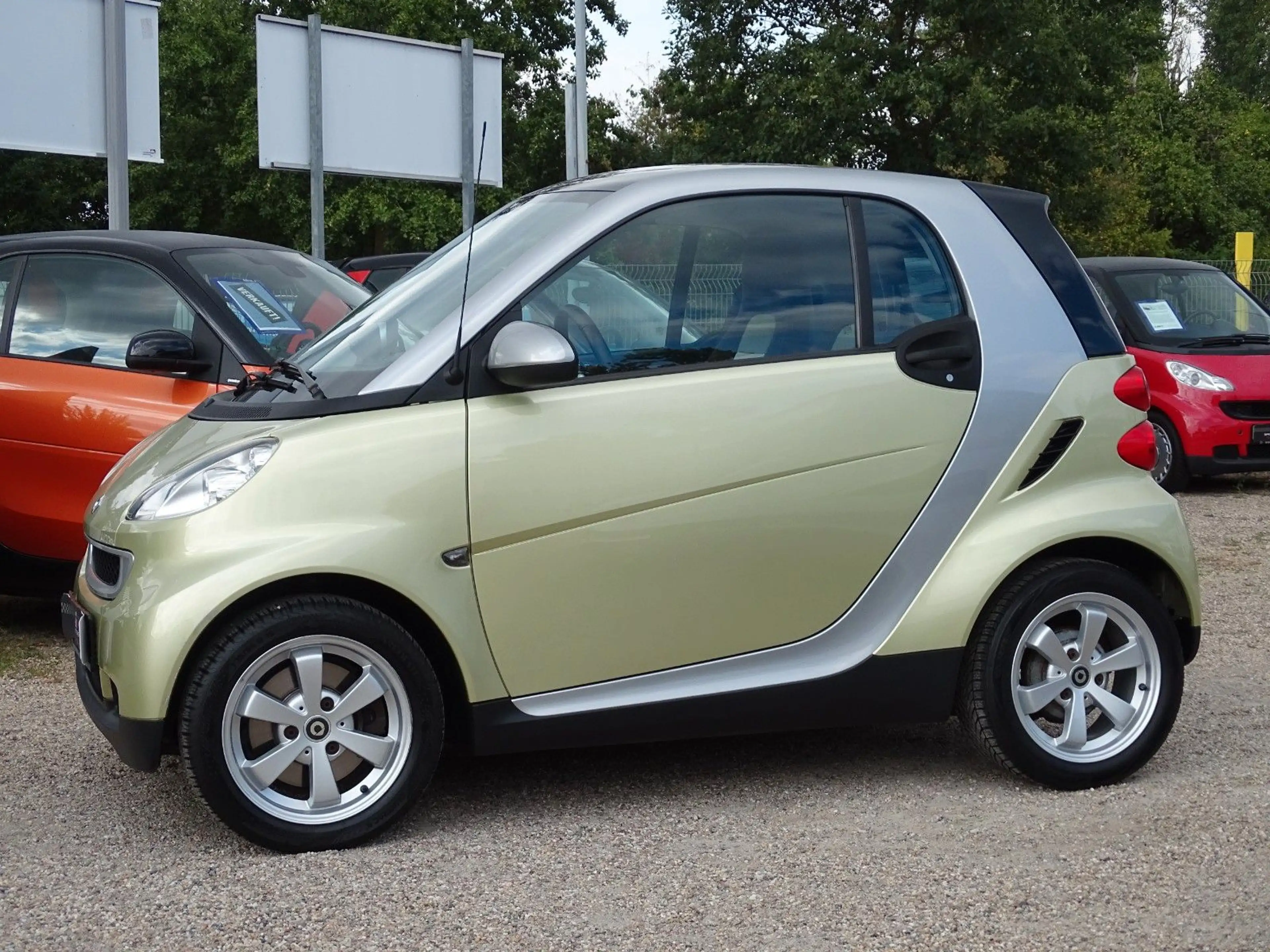 smart forTwo Edition Limited Three *Klima*Sitzhzg*Alu — photo 4