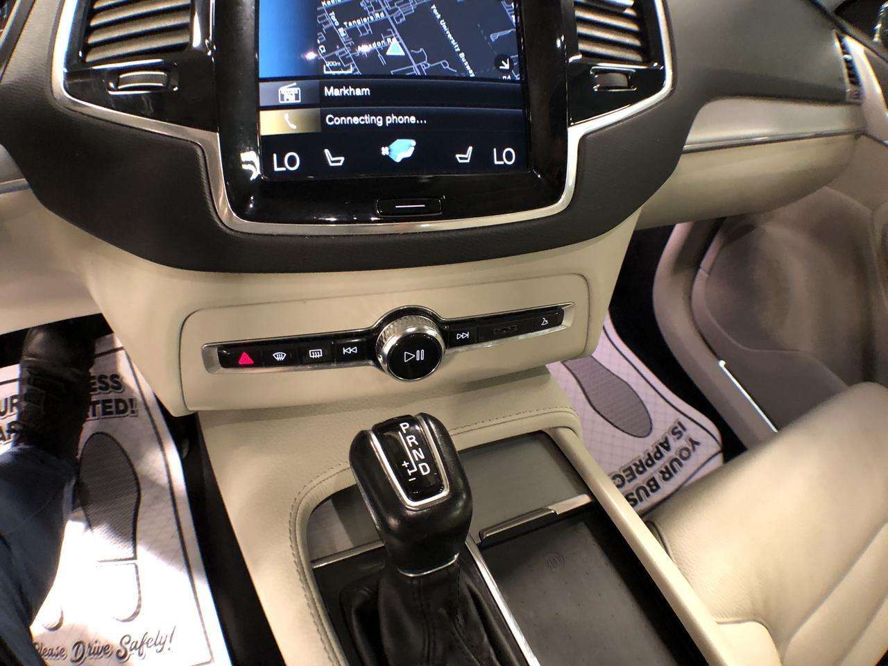 2022 Volvo XC90 MOMENTUM 7 PASS AWD LEATHER PAN/ROOF NAV CAMERA thumb 27