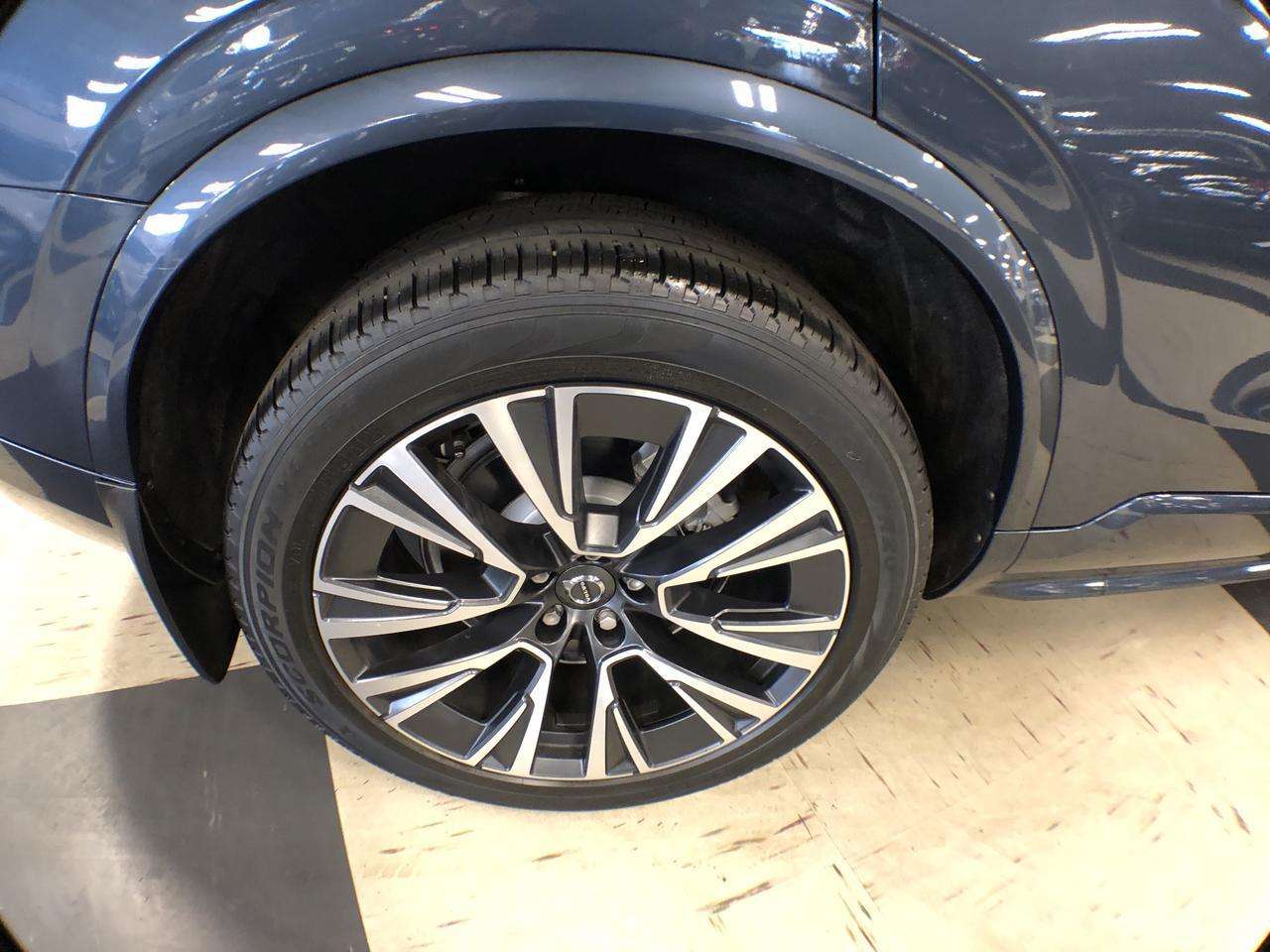 2022 Volvo XC90 MOMENTUM 7 PASS AWD LEATHER PAN/ROOF NAV CAMERA thumb 9