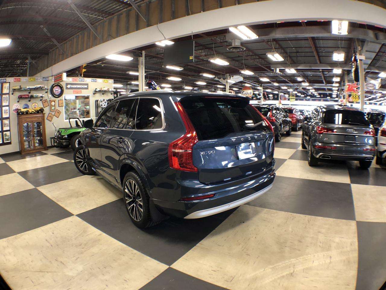 2022 Volvo XC90 MOMENTUM 7 PASS AWD LEATHER PAN/ROOF NAV CAMERA alt 5