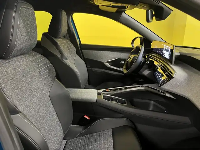 Peugeot 3008 view 13