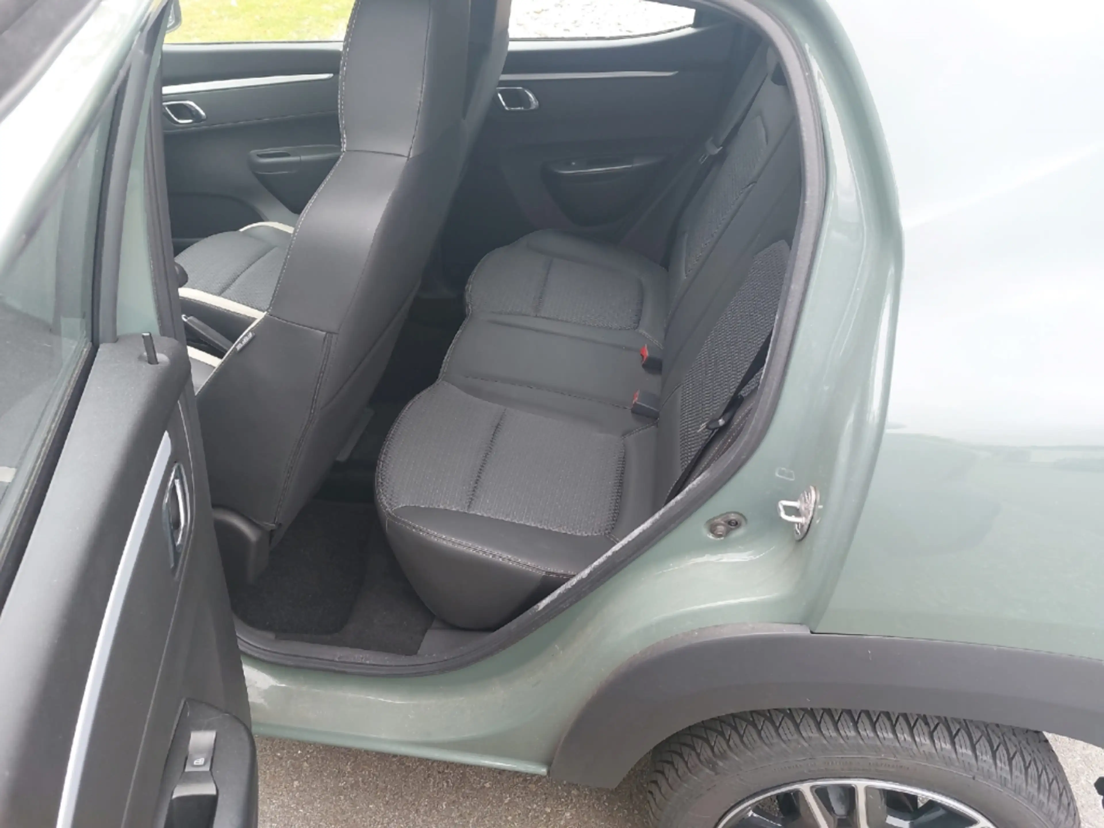Dacia Spring Electric SPRING Essential (Elektro) — photo 9