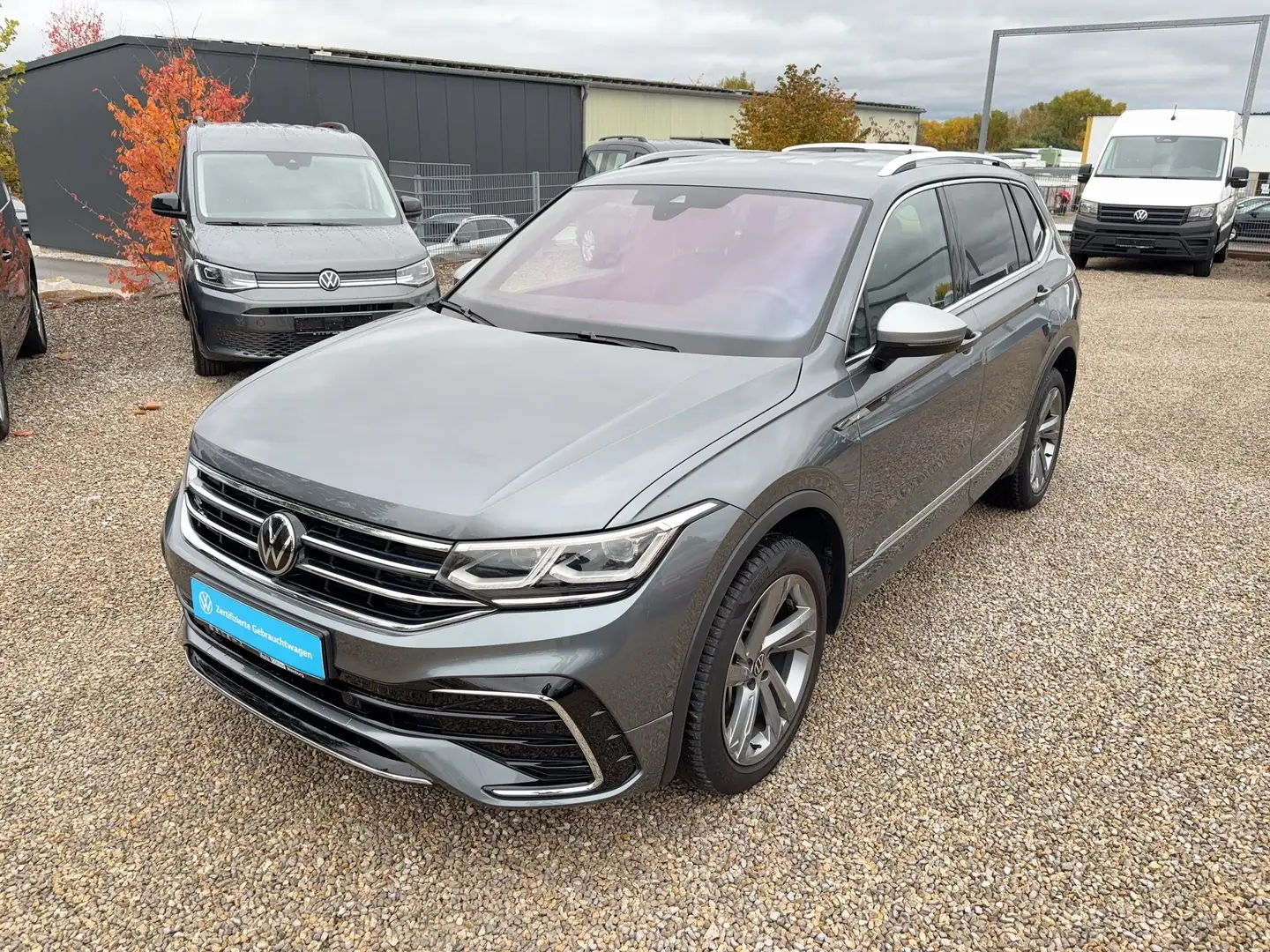 Volkswagen Tiguan Allspace R-Line TSI 4M incl Winterräder Grau - 2