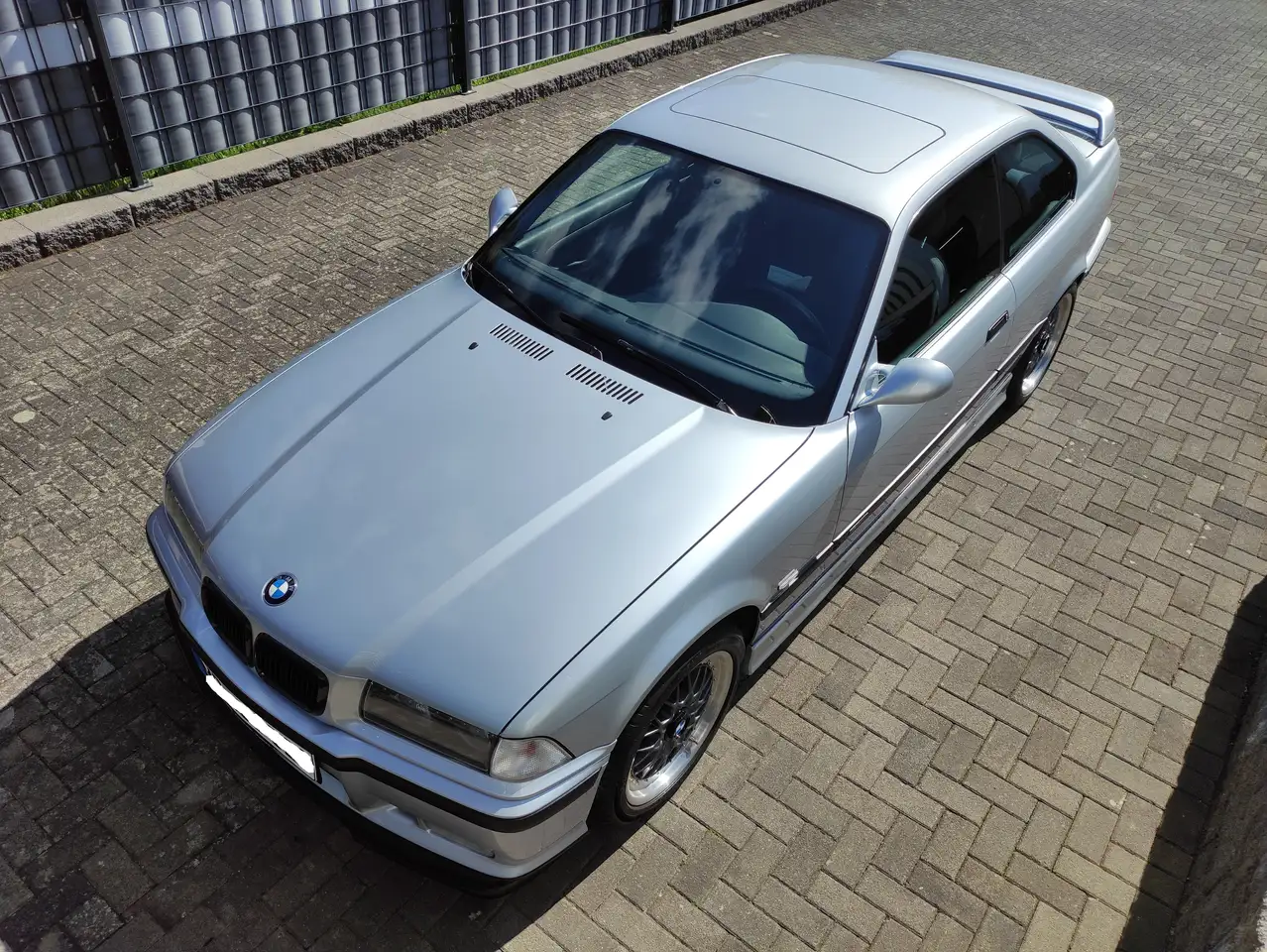 BMW 328i M-Clubsport, foto 3