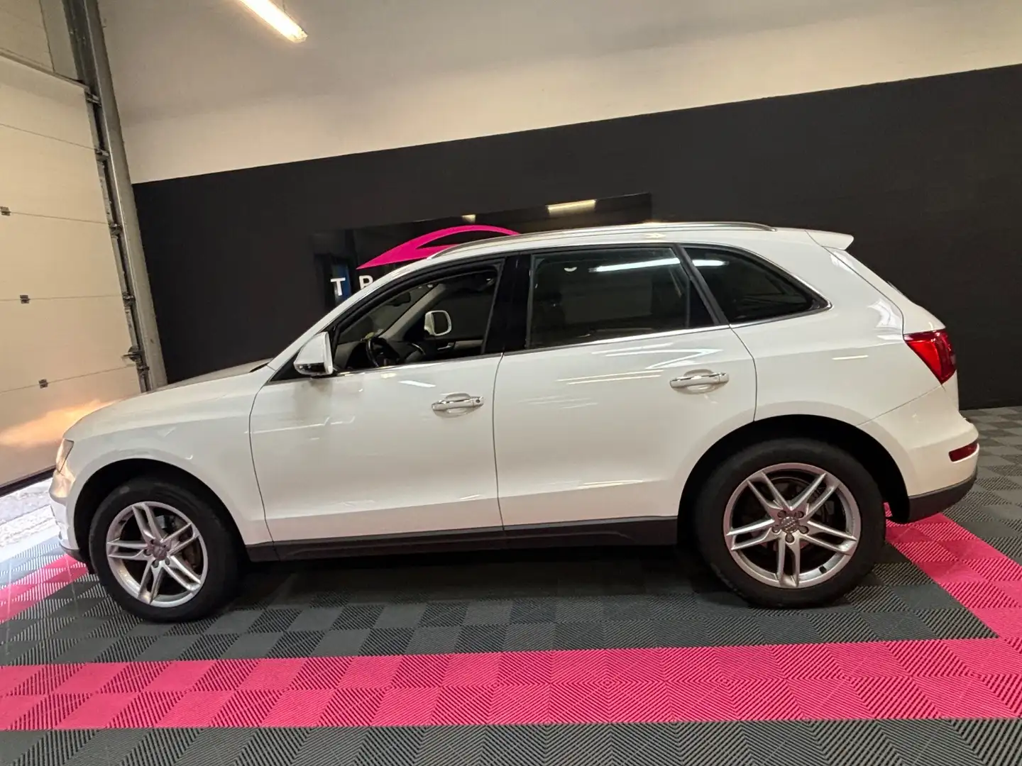 Audi Q5 Quattro Ambiente S tronic 7 Wit - 2
