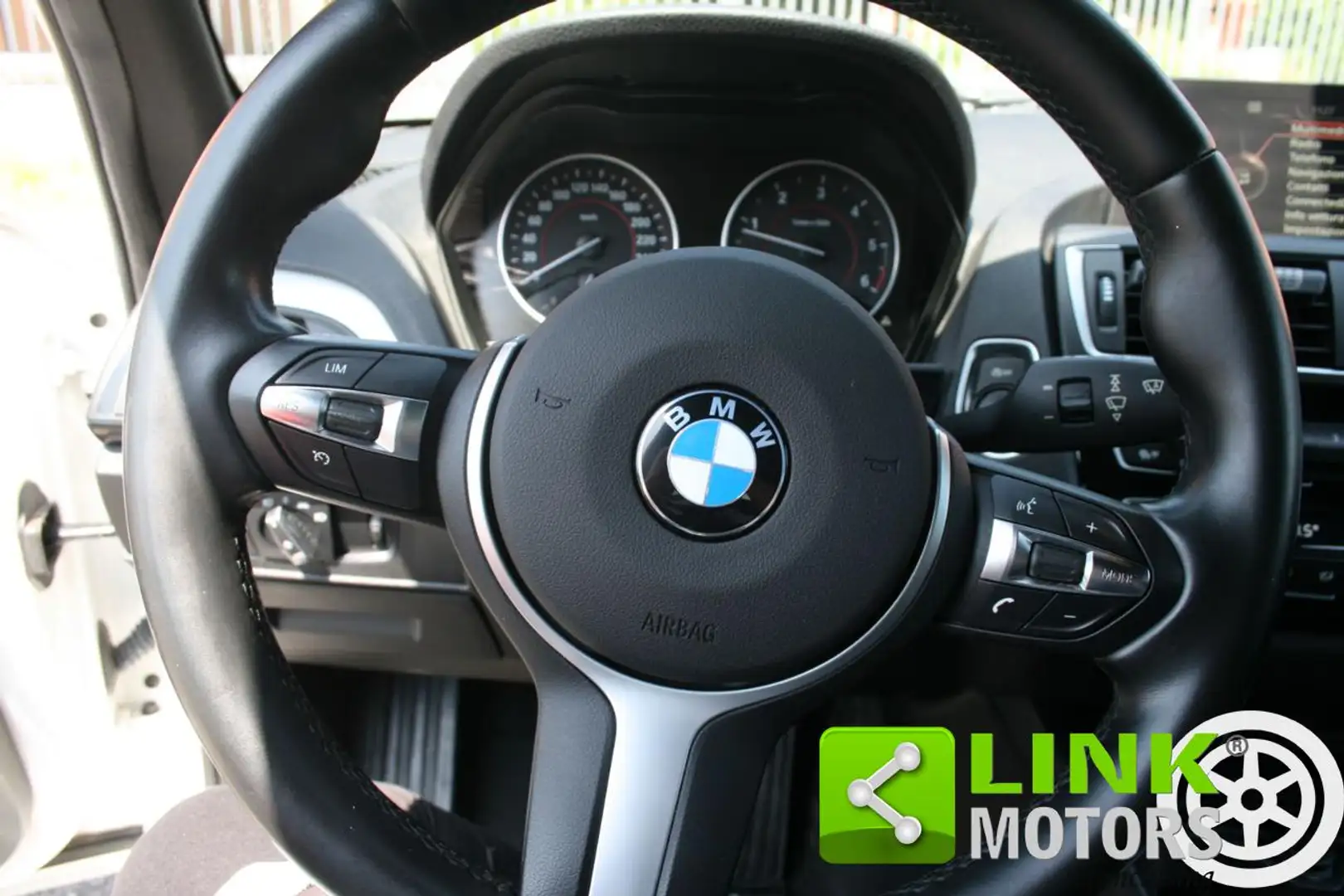 BMW 118 d 5p. Sport Bianco - 2