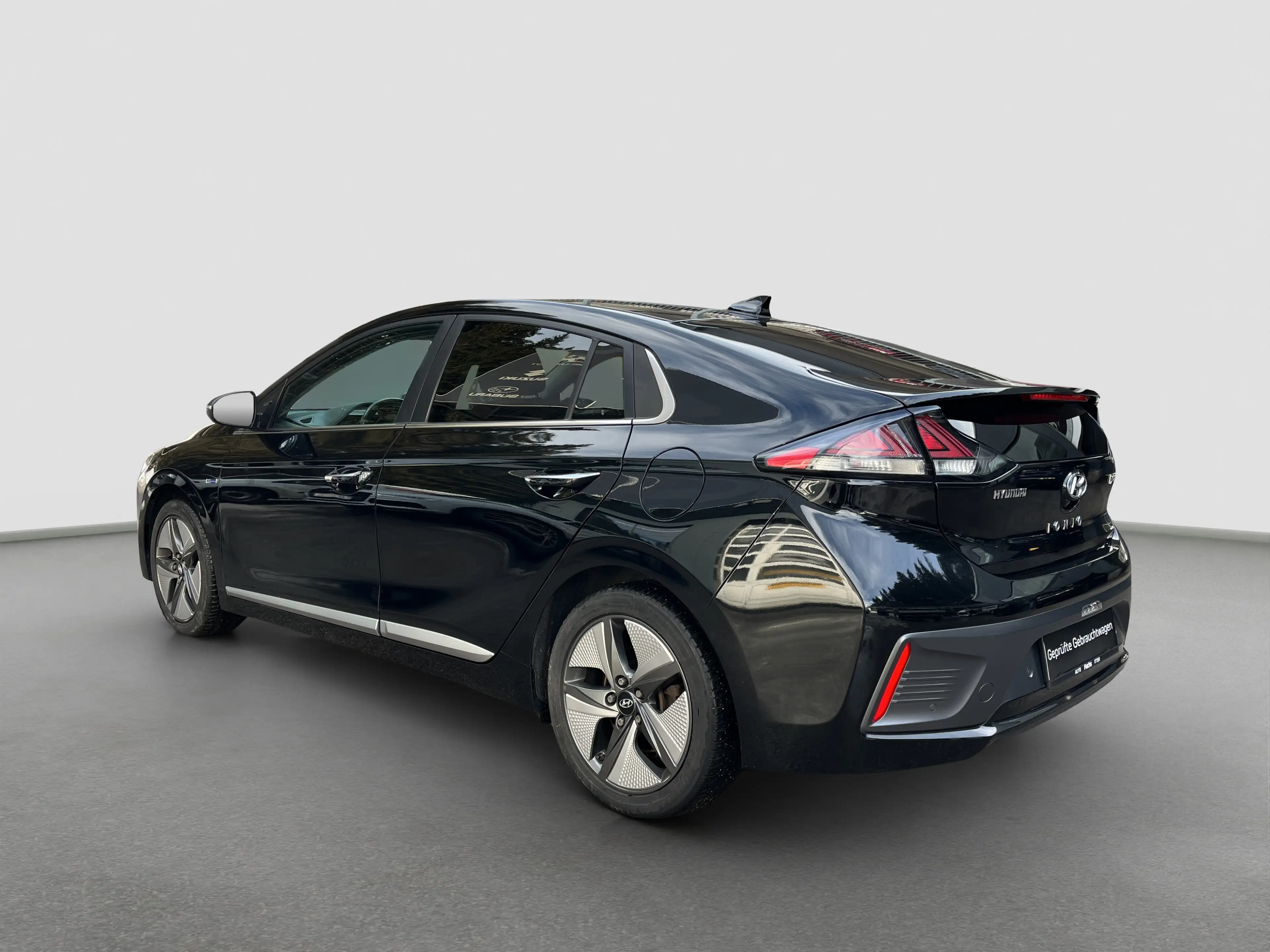 Hyundai IONIQ Hyundai Ioniq 1,6 GDi — photo 3