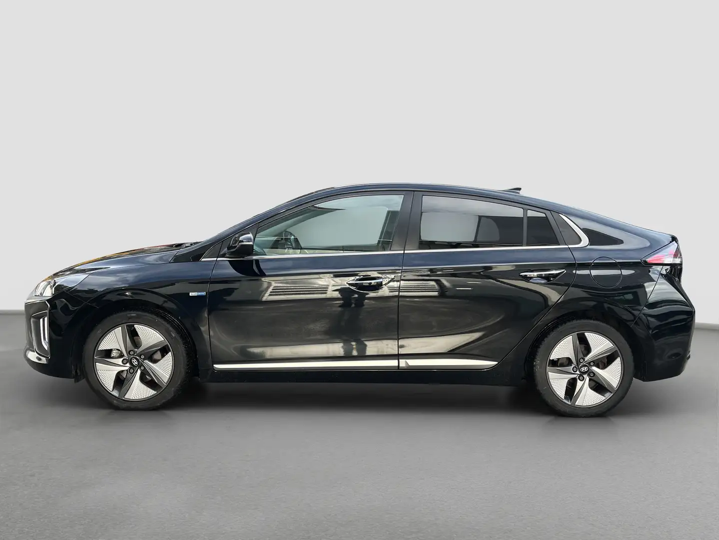 Hyundai IONIQ Hyundai Ioniq 1,6 GDi Schwarz - 2
