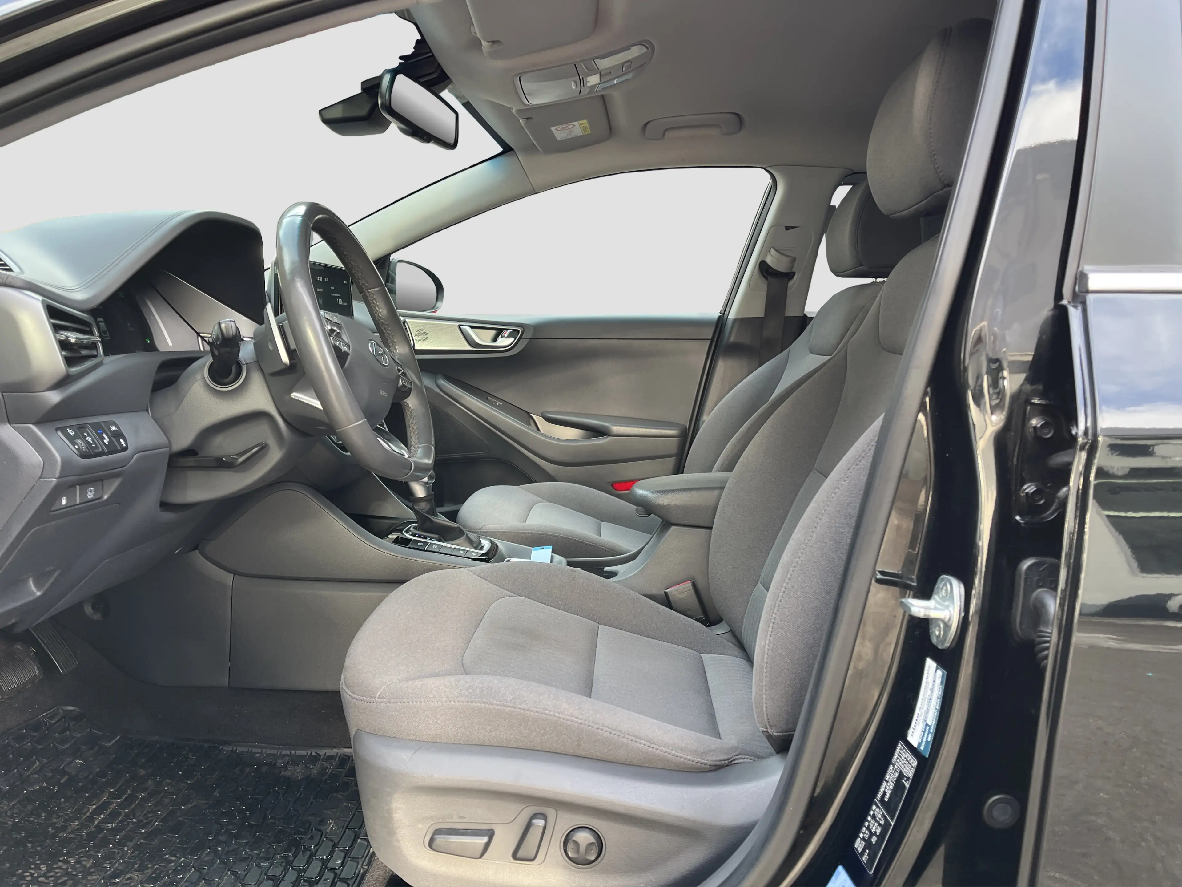 Hyundai IONIQ Hyundai Ioniq 1,6 GDi — photo 6